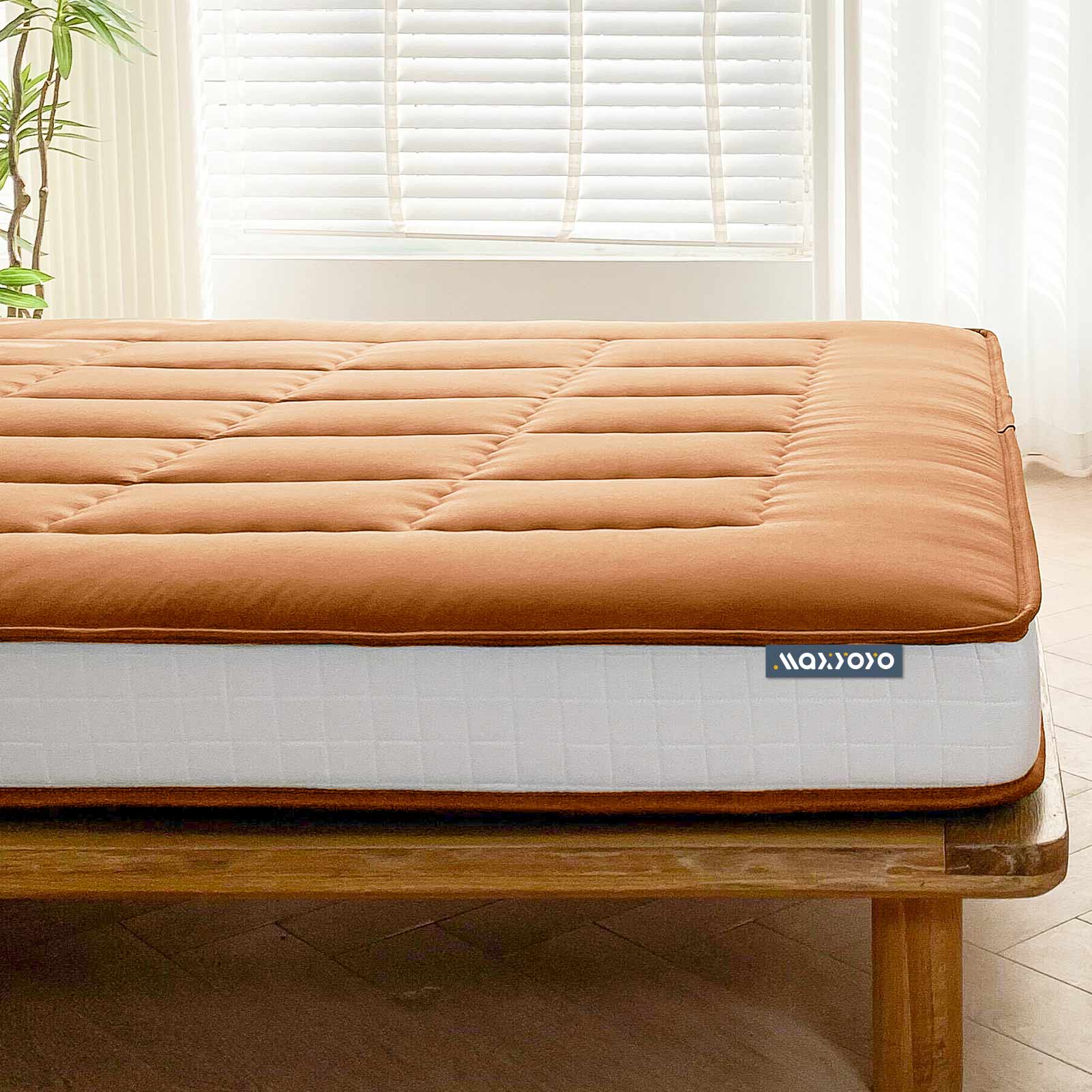 MAXYOYO 6-Inch Extra Thick Japanese Futon Mattress with Rectangle Quilting - Stylish Floor Bed for Home, Guest Room or Small Spaces - Black