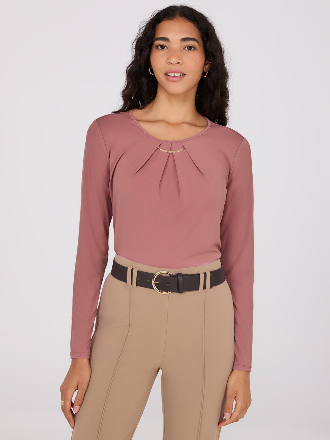 Women's Long Sleeve T-Shirt with Stylish Metal Accents - Perfect for Casual Outfits, Workwear & Date Nights