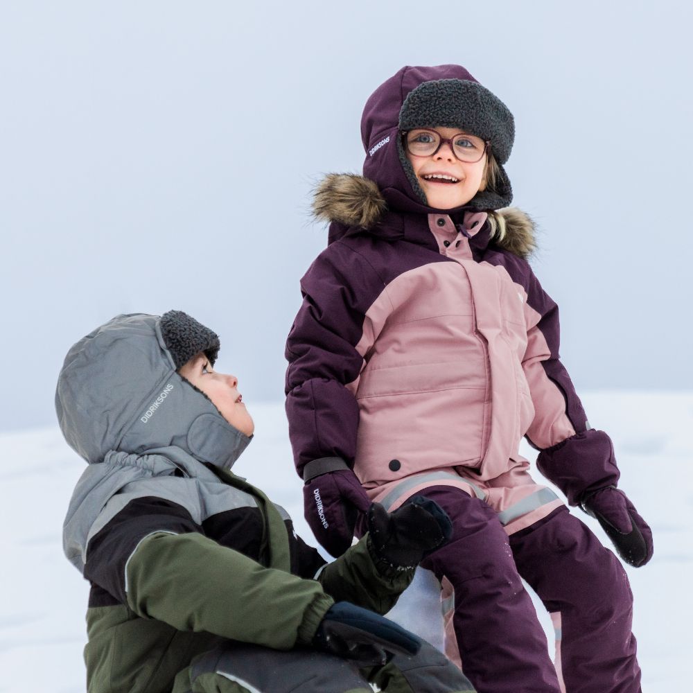 Didriksons Biggles Winter Hat for Men & Women - Warm Plumb Beanie for Cold Weather - Perfect for Skiing, Snowboarding & Outdoor Activities