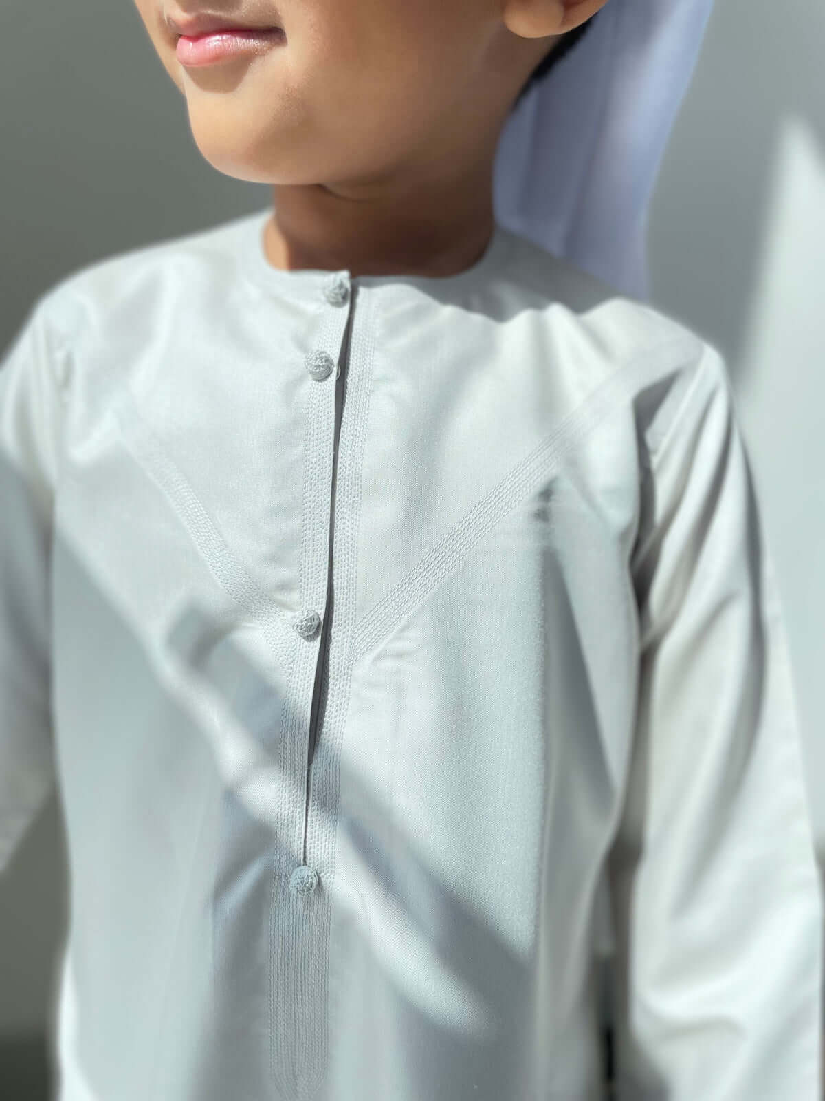 Light Green Emirati Baby Jubba - Traditional Arabic Dress for Infants - Perfect for Eid, Weddings & Special Occasions