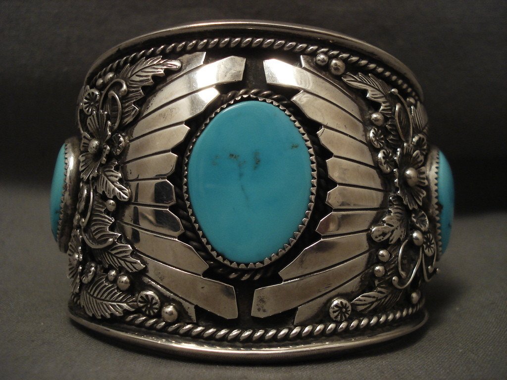 145g Large Vintage Navajo Turquoise Native American Silver Bracelet - Authentic Handmade Jewelry for Boho Fashion & Special Occasions
