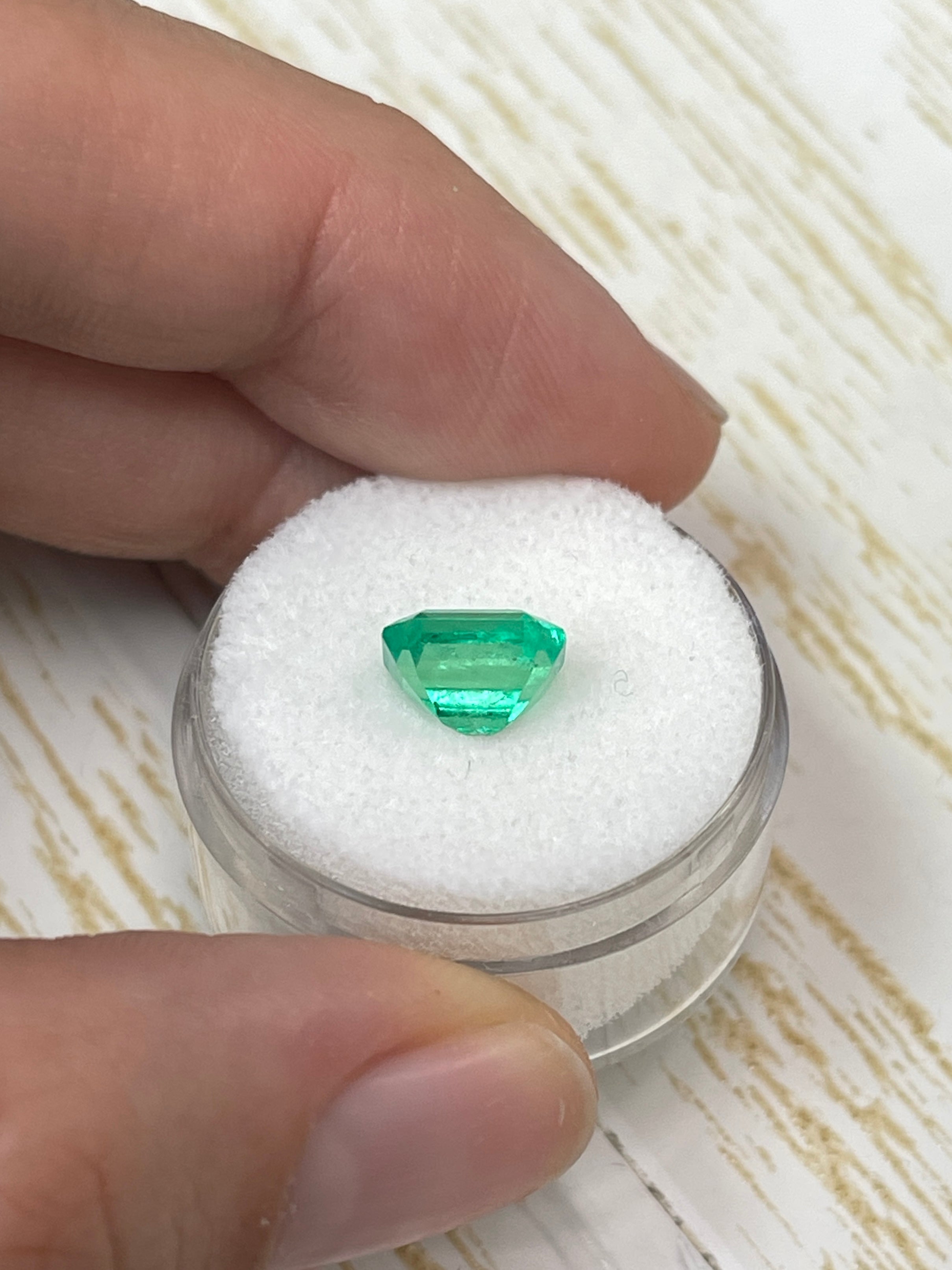 2.07 Carat 9x7mm Muzo Green Natural Colombian Loose Emerald - Emerald Cut Gemstone for Jewelry Making, Engagement Rings & Luxury Gifts