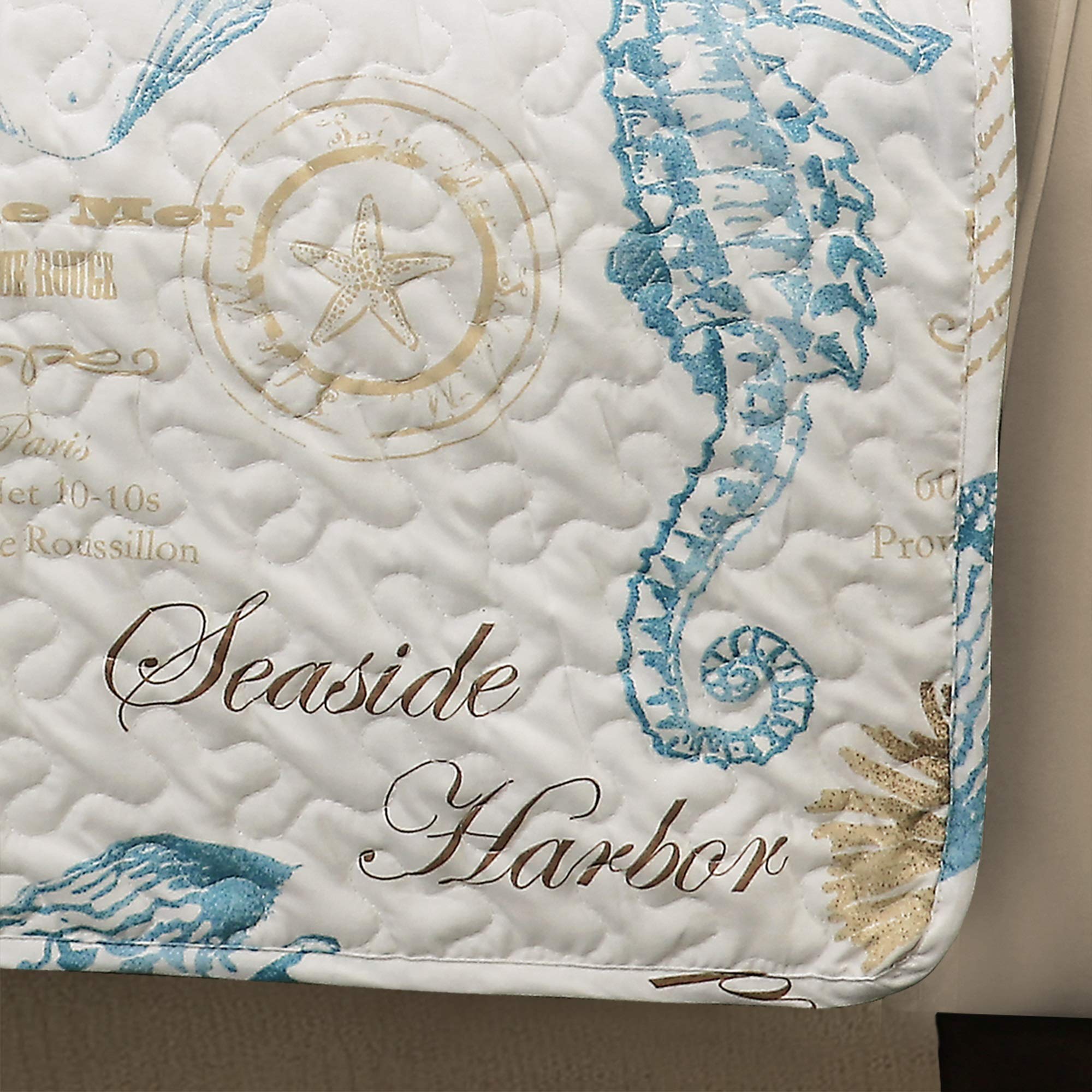 Lush Decor Harbor Life Quilted Coastal Couch Cover - 116