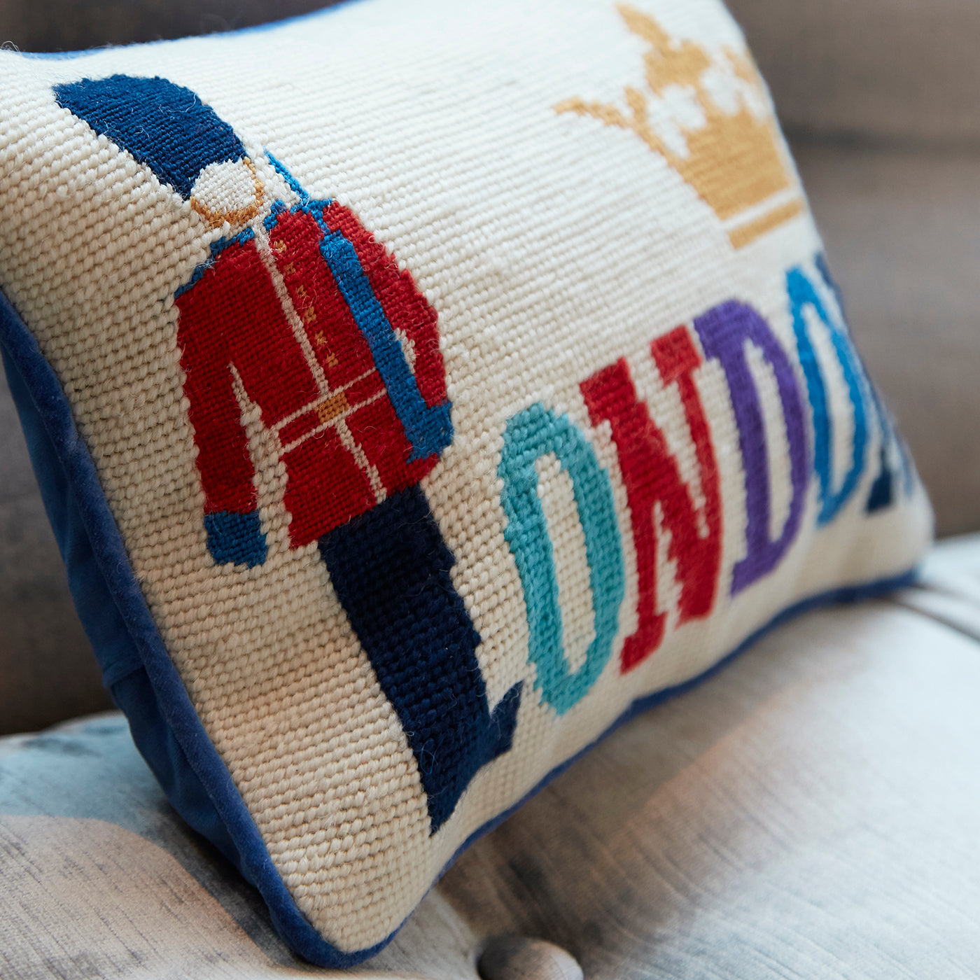 Jet Set London Pillow - Ultra Soft Luxury Throw Pillow for Sofa, Bed & Home Decor - Perfect for Living Room, Bedroom & Office Comfort