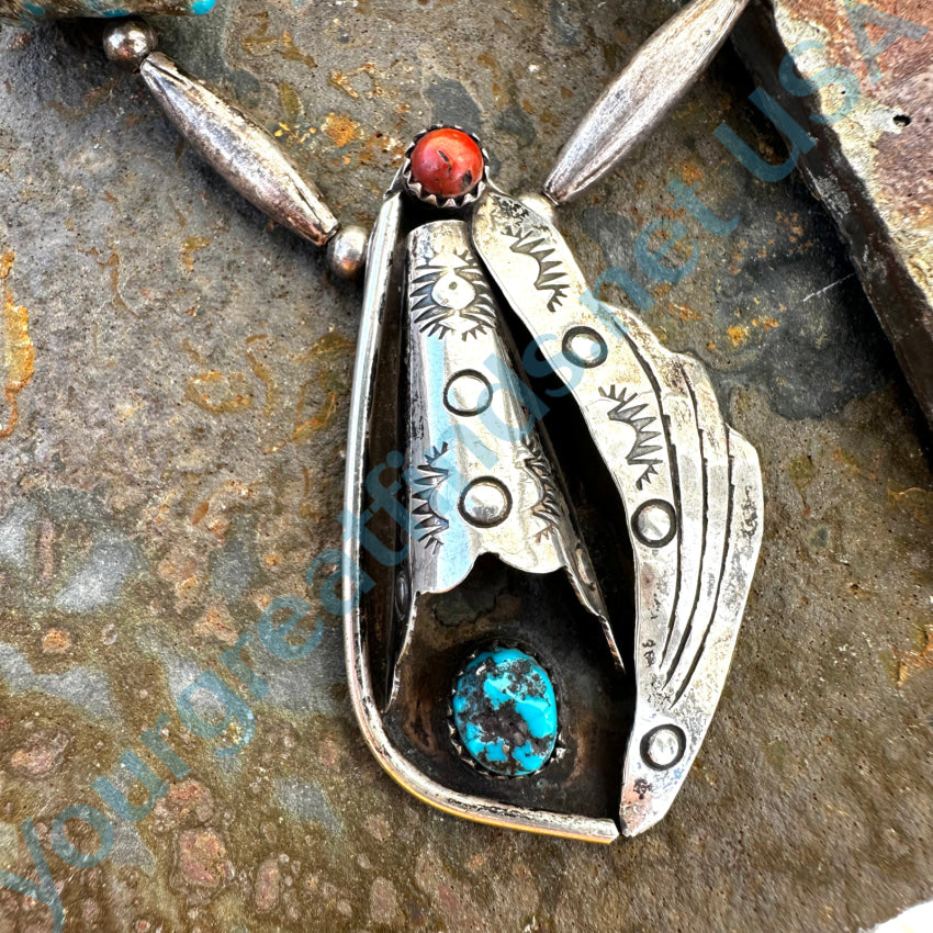 Vintage 1970s Navajo Bench Bead & Turquoise Necklace - Handmade Native American Jewelry for Women - Perfect for Boho Fashion, Western Style & Special Occasions