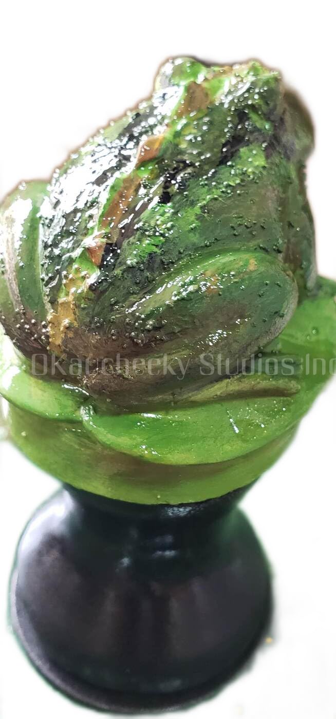 Heavy Duty Decorative Steel Rolling Hose Guide - Hand Painted in USA, Frog Forest Green - Perfect for Garden, Yard & Outdoor Watering Systems