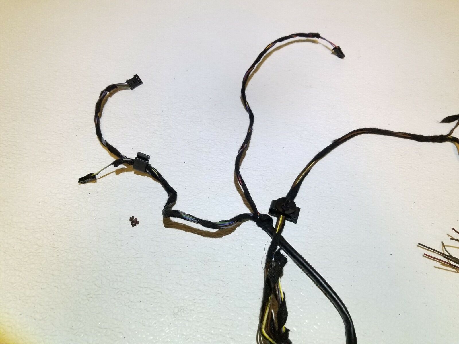 02 03 04 05 BMW 745i Trunk Lid Wire Harness OEM - Genuine Replacement Part for Electrical System Repair - Perfect for DIY Car Maintenance & Professional Auto Shop Use