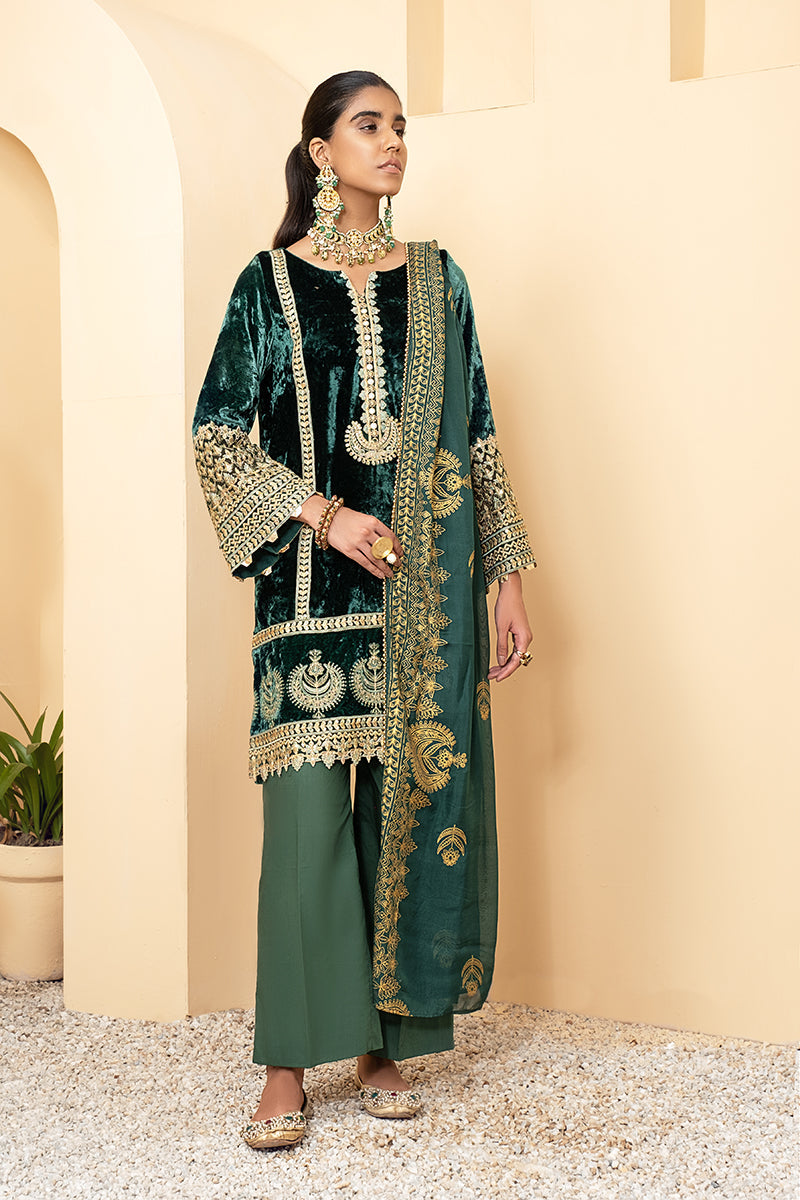 Mah E Noor FW21 - Premium Fashion Collection for Women | Elegant Dresses, Tops & Outfits for Parties, Weddings & Special Occasions