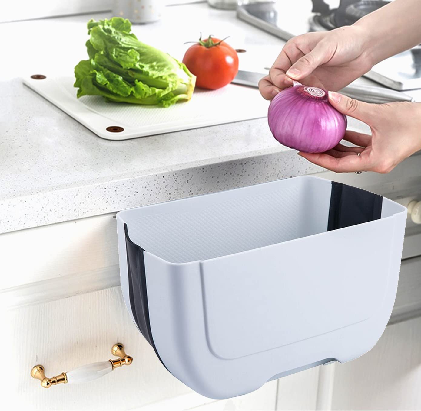 Foldable Hanging Trash Can for Kitchen Cabinet Door - 3L Collapsible Under Sink Garbage Bin, Wall Mounted Waste Basket for Bathroom, Bedroom & Office Organization - Space Saving Solution for Small Spaces (Black)