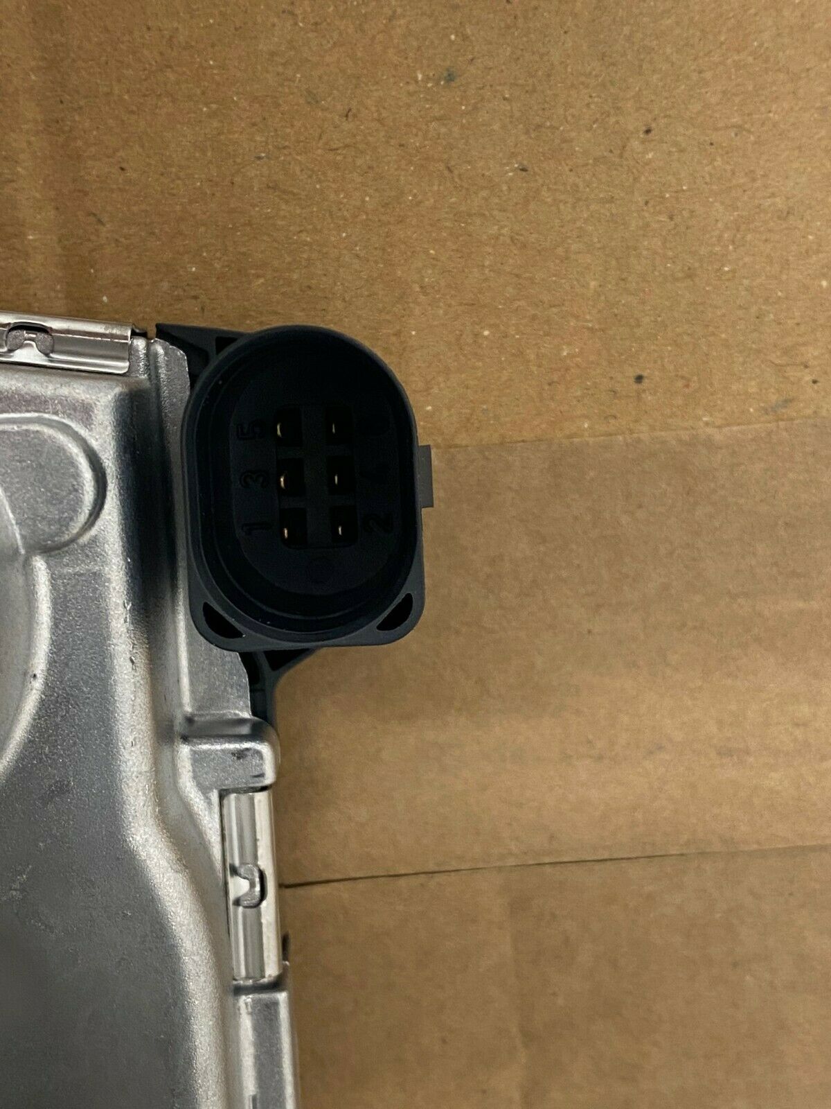 Genuine Holden VZ WL & Rodeo Colorado V6 Throttle Body - Part #12589056 - Perfect for Engine Performance & Fuel Efficiency Upgrades