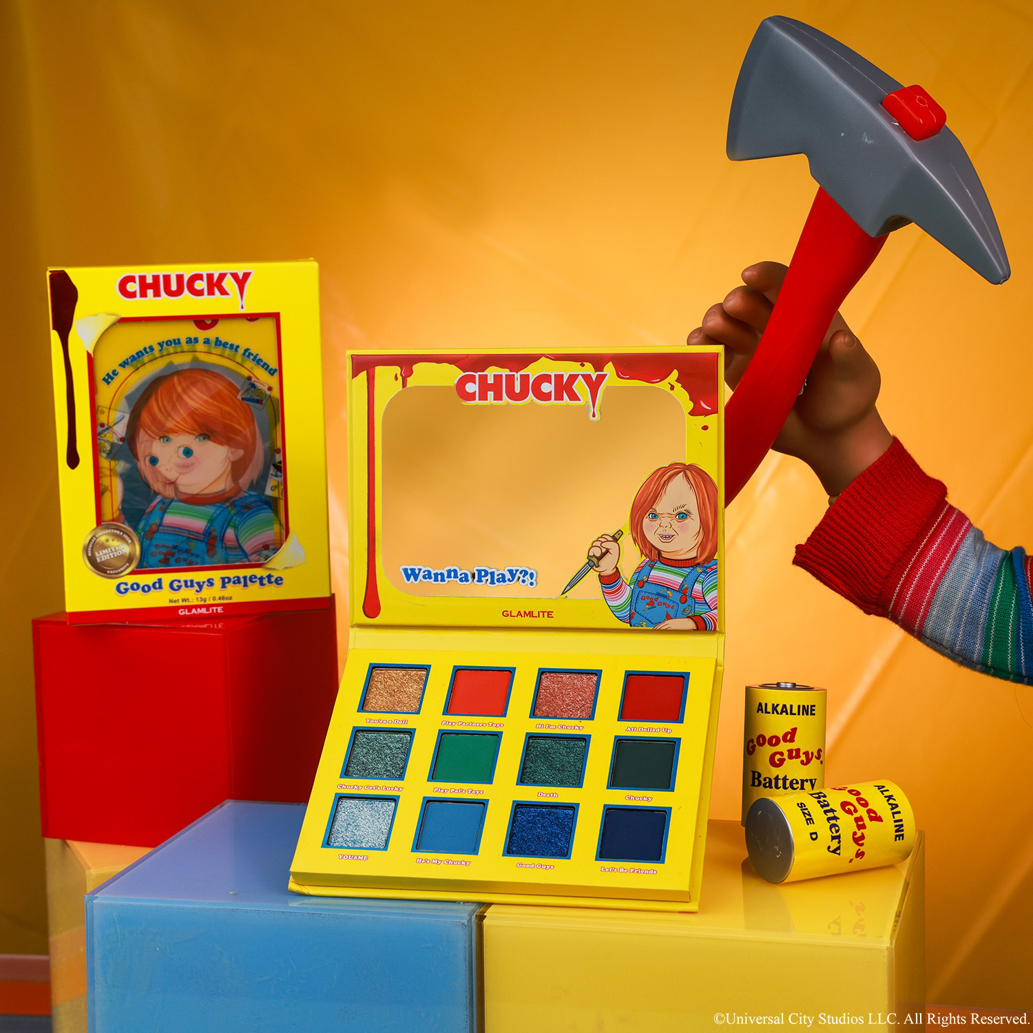 Chucky Good Guys Eyeshadow Palette - Horror Movie Inspired Makeup for Halloween & Cosplay - Perfect for Costume Parties & Themed Events