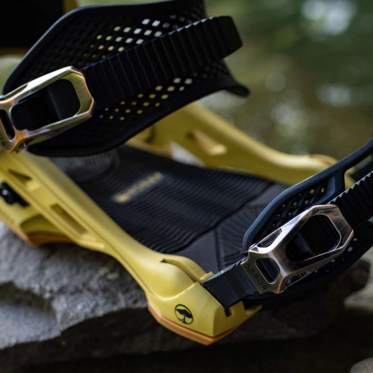 Arbor Cypress Snowboard Bindings 2024 - Premium All-Mountain Snowboard Bindings for Men & Women - Perfect for Freeride, Powder & Park Riding