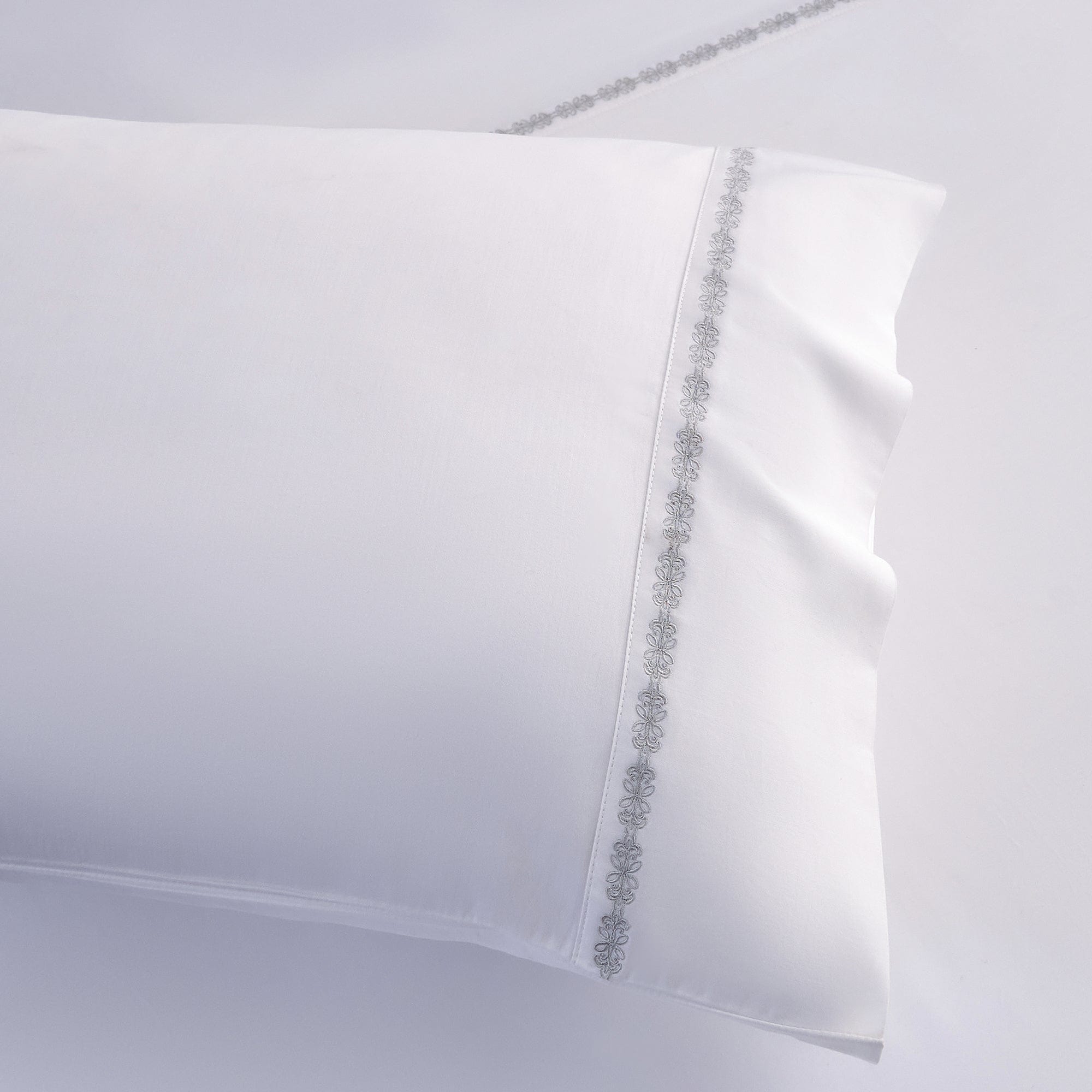 350 Thread Count Laurel Embroidered Border Luxury Sheet Set - Queen Size Bedding for Ultimate Comfort & Elegance - Perfect for Master Bedrooms, Guest Rooms & Hotels