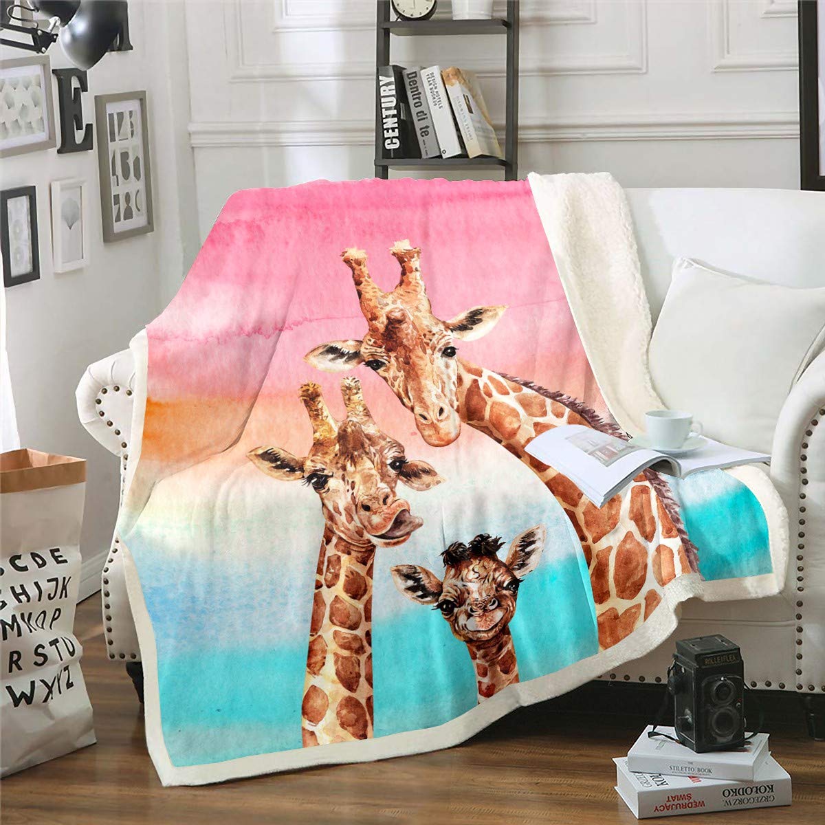 Giraffe Sherpa Blanket - Soft Safari Fleece Throw for Kids, Boys & Adults - Colorful Geometric Stripe Plush Blanket - King Size 87x95 Inches - Perfect for Sofa, Bed & Couch - Cozy Wild Animal Decor for Living Room, Nursery & Gift Giving