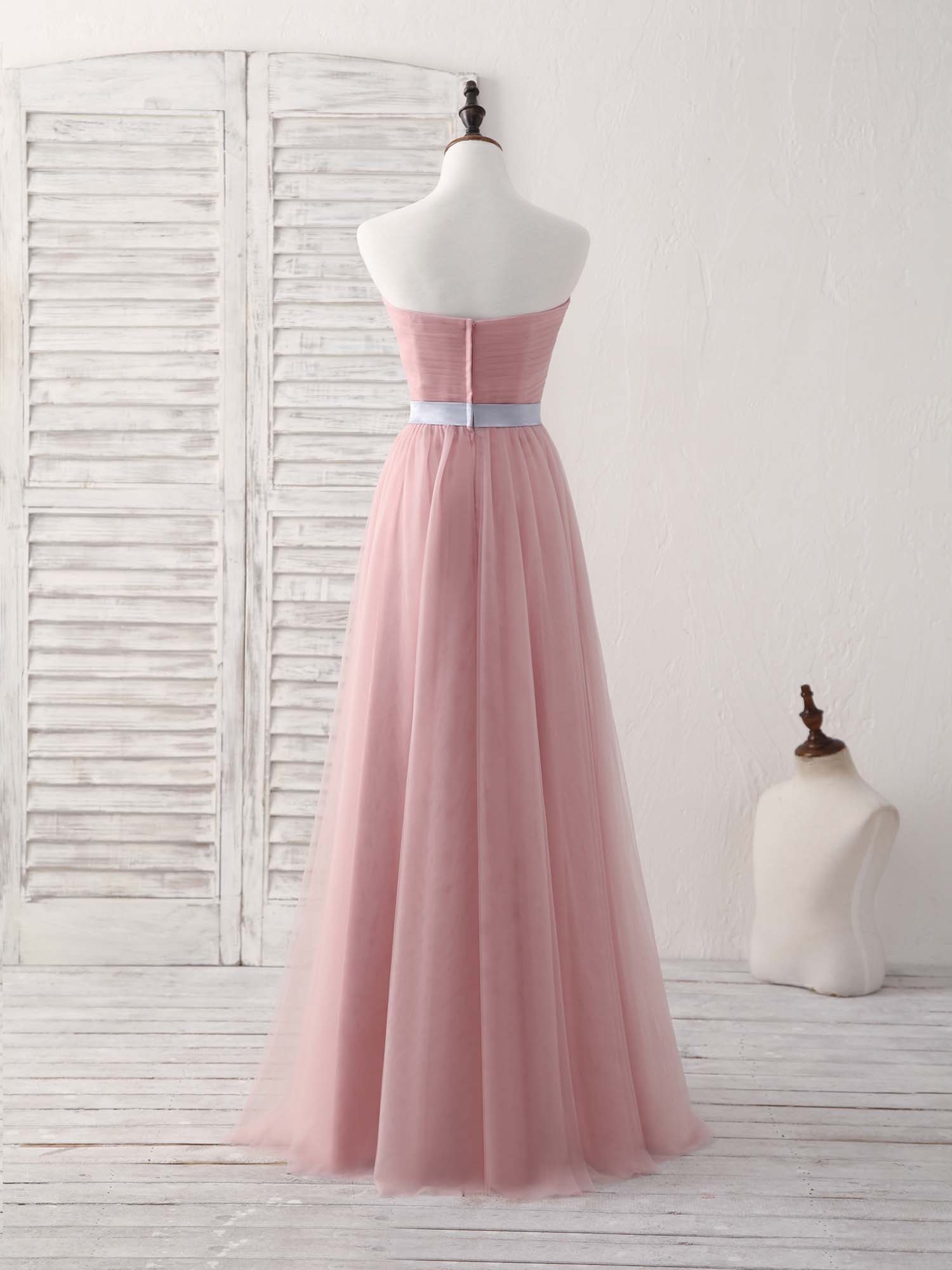 Elegant Pink Sweetheart Neckline Tulle Long Prom Dress - A-Line Bridesmaid Gown for Formal Dances, Weddings & Special Occasions