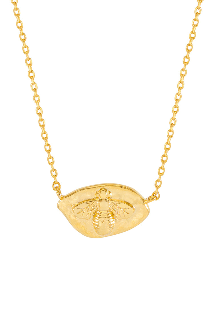 Handmade Hammered Coin Bee Pendant Necklace - Vintage Brass Jewelry for Women - Perfect for Boho Style, Nature Lovers & Gift Giving