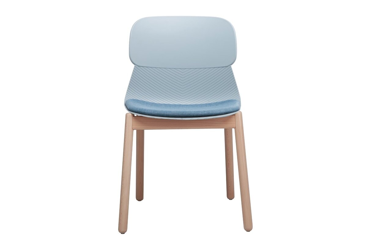 Durable Sammy Plastic Chair with Sturdy Wooden Legs - Perfect for Indoor, Outdoor, Patio, Garden, and Poolside Use