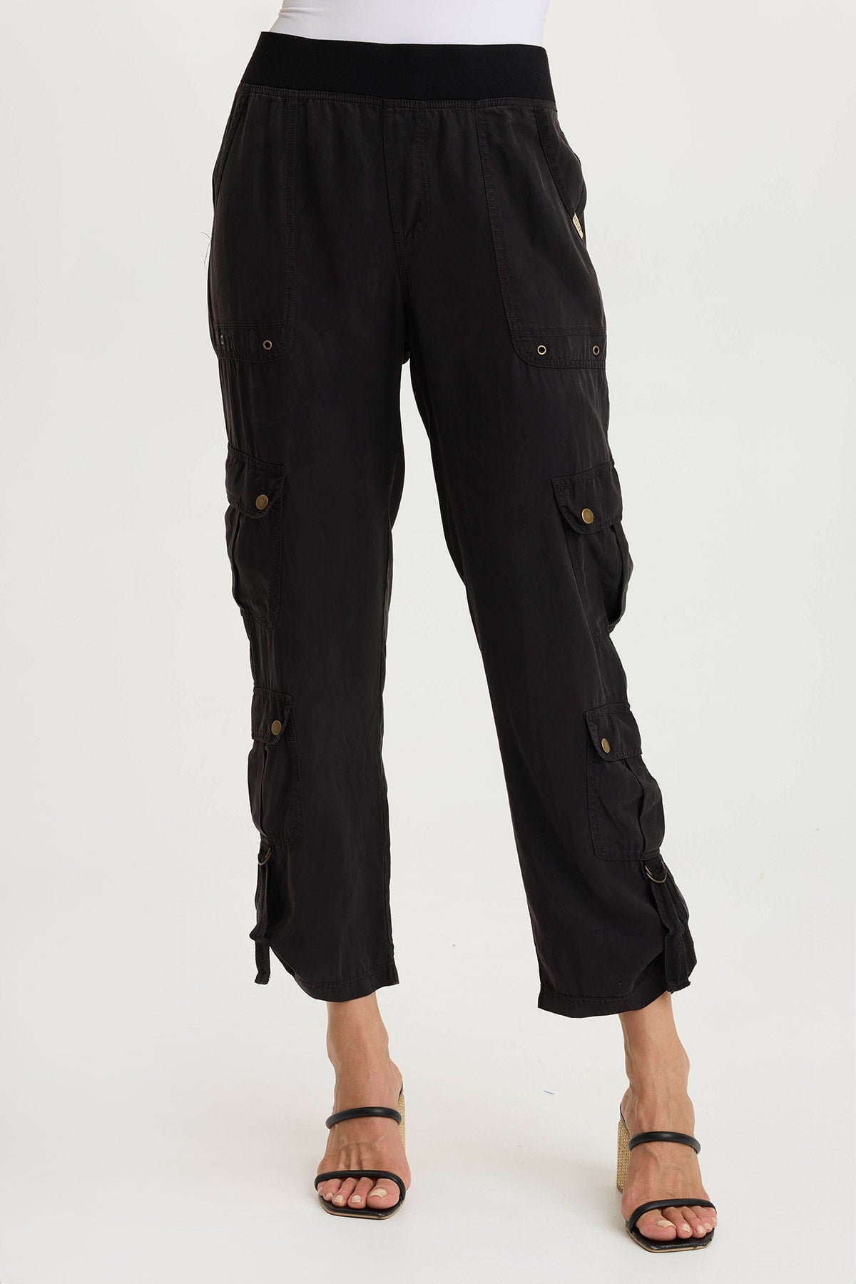 Levi's Twill Tabbed Hem Cargo Pants for Men - Durable Workwear & Outdoor Adventure Pants - Perfect for Hiking, Camping and Casual Wear