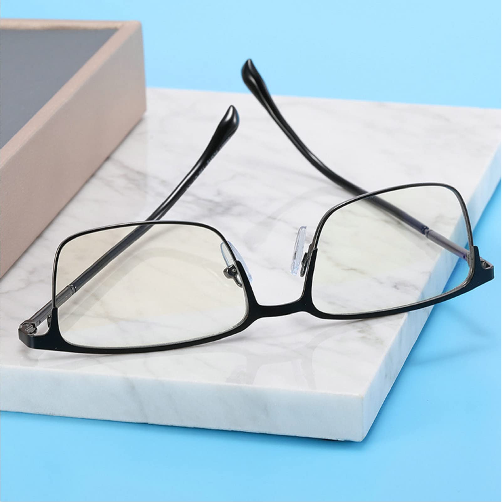 Men's Photochromic Progressive Reading Glasses - Multifocus Square Metal Frame with UV Protection for Computer, Reading & Outdoor Use - Perfect for Work, Driving & Daily Activities