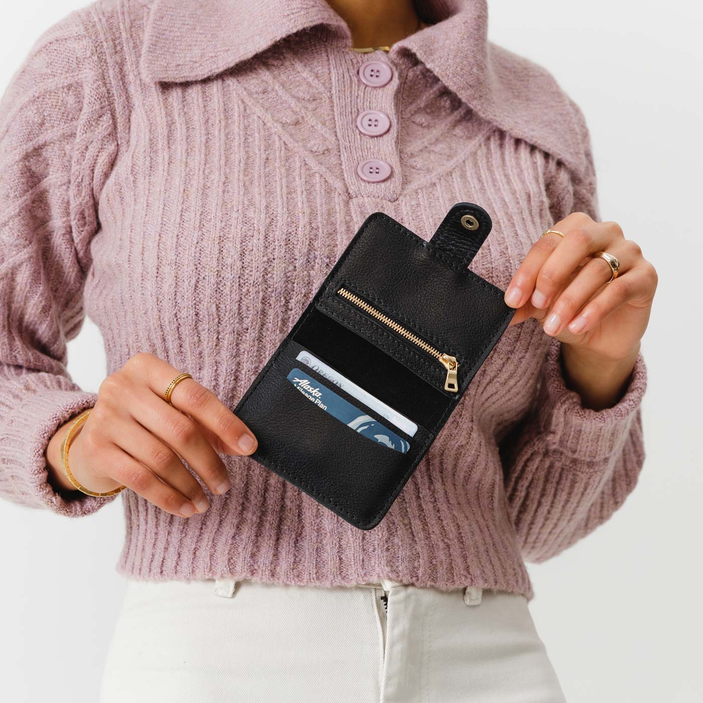Slim RFID Blocking Mini Bifold Wallet for Men - Genuine Leather Compact Card Holder with Money Clip - Perfect for Everyday Carry, Travel & Business (Black)