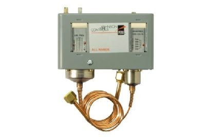 Johnson Controls P70MA-1C Dual Pressure Control Switch | High Pressure Differential Lockout 100-500 Psig | Low Pressure Differential 7-50 Psig | Low Range 20-100 Psig | HVAC & Refrigeration System Safety Control