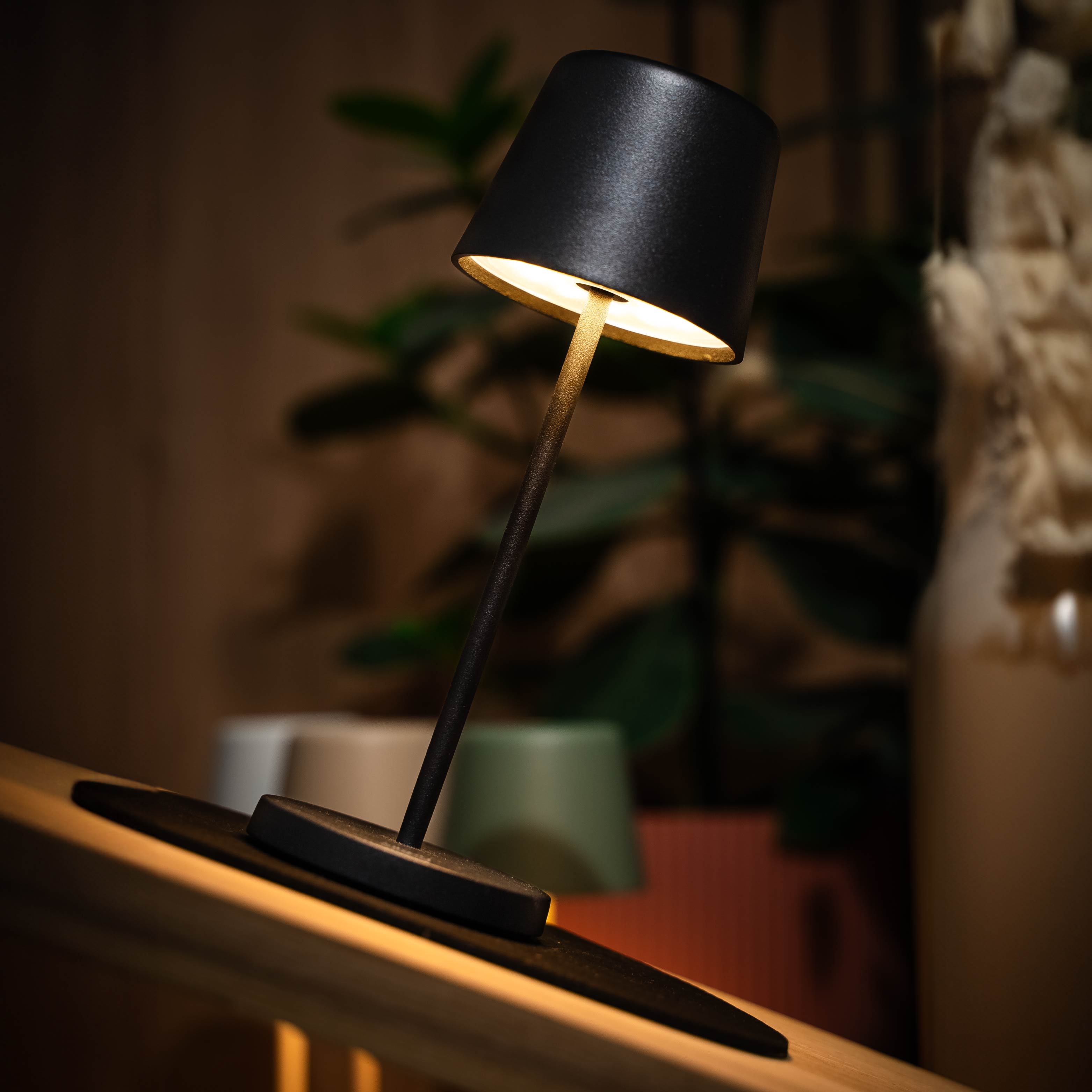 MONACO BLACK Magnetic LED Light with Base Set - Perfect for Kitchen, Office, and Bedroom Lighting