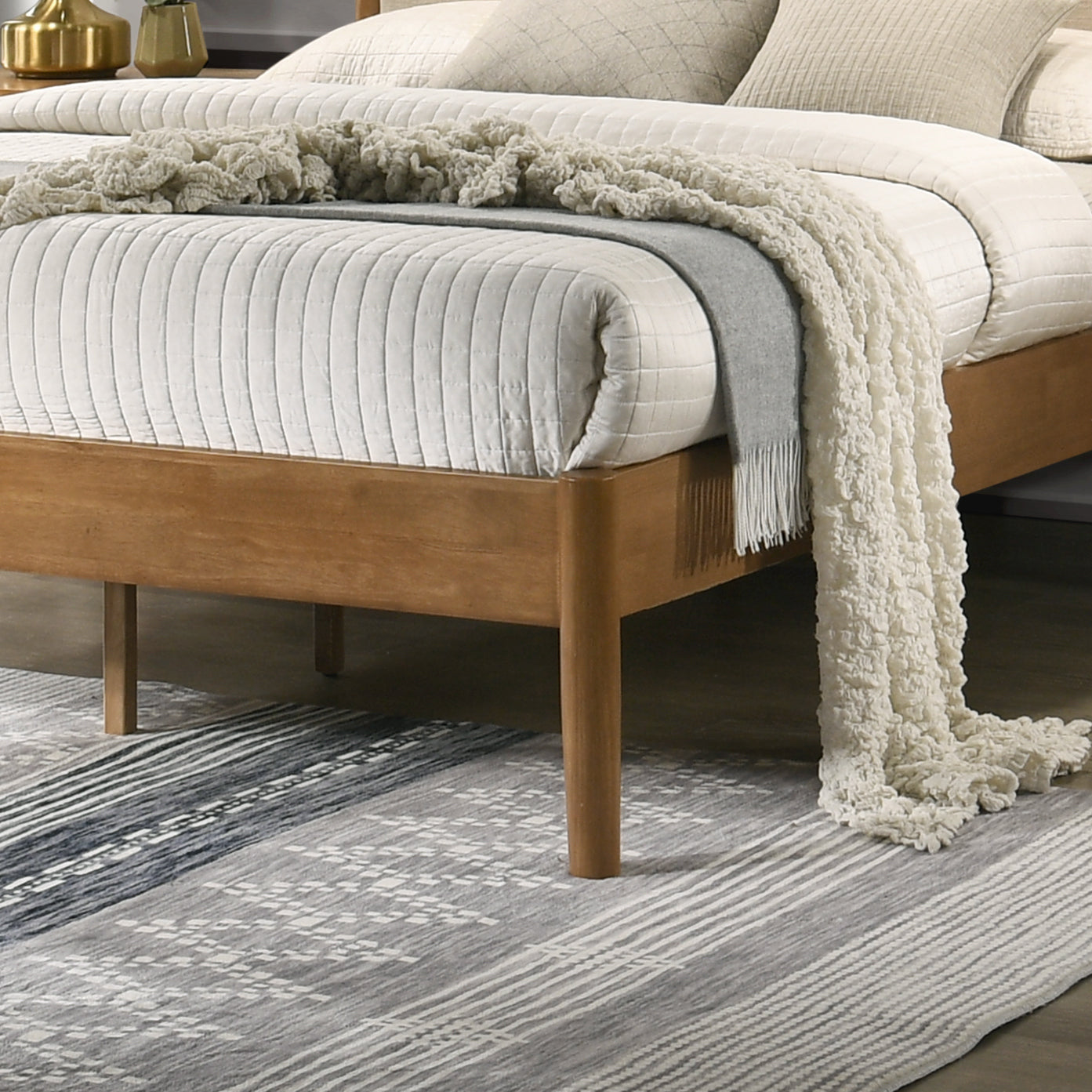 Roundhill Furniture Vichy Rattan Bedroom Set - Queen Size Light Walnut Finish Wicker Bed Frame & Nightstands - Perfect for Coastal, Boho & Farmhouse Style Bedrooms