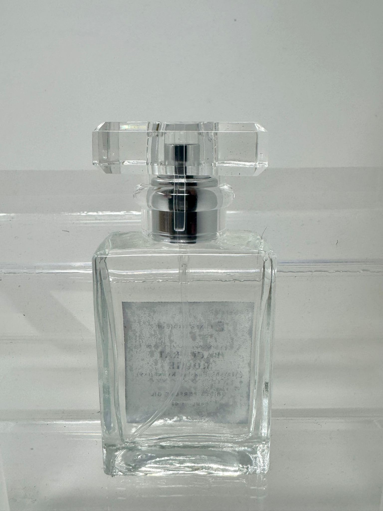 Baccarat R Concentrated Unisex Perfume Oil - Jasmine & Saffron Fragrance - 1 Oz (30ml) Spray Bottle - Long Lasting Luxury Scent for Men & Women - Perfect for Date Night, Special Occasions & Daily Wear
