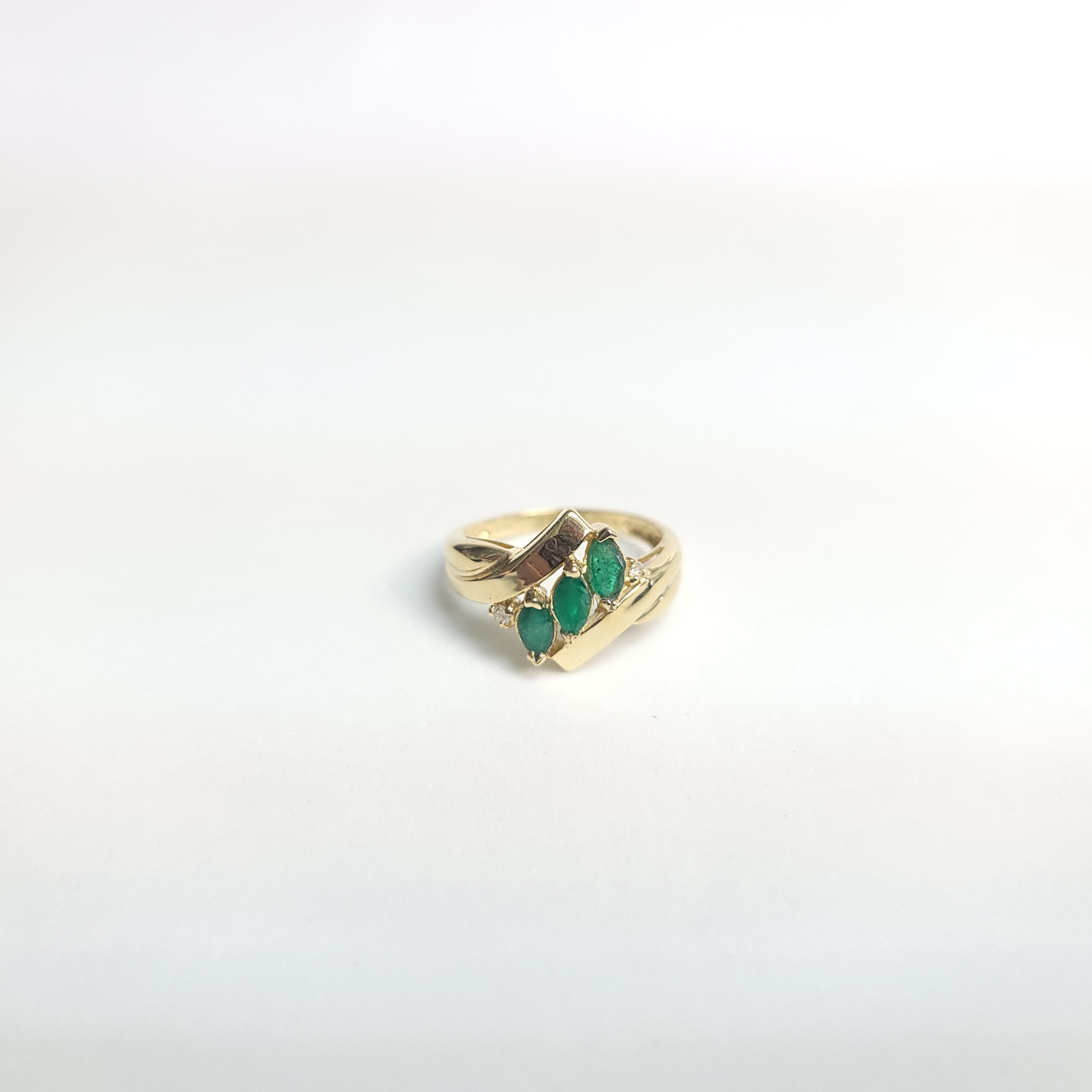 Exquisite Marquise Emerald & Diamond Diagonal Row Cocktail Ring for Women | Elegant Statement Jewelry for Evening Parties, Weddings & Special Occasions