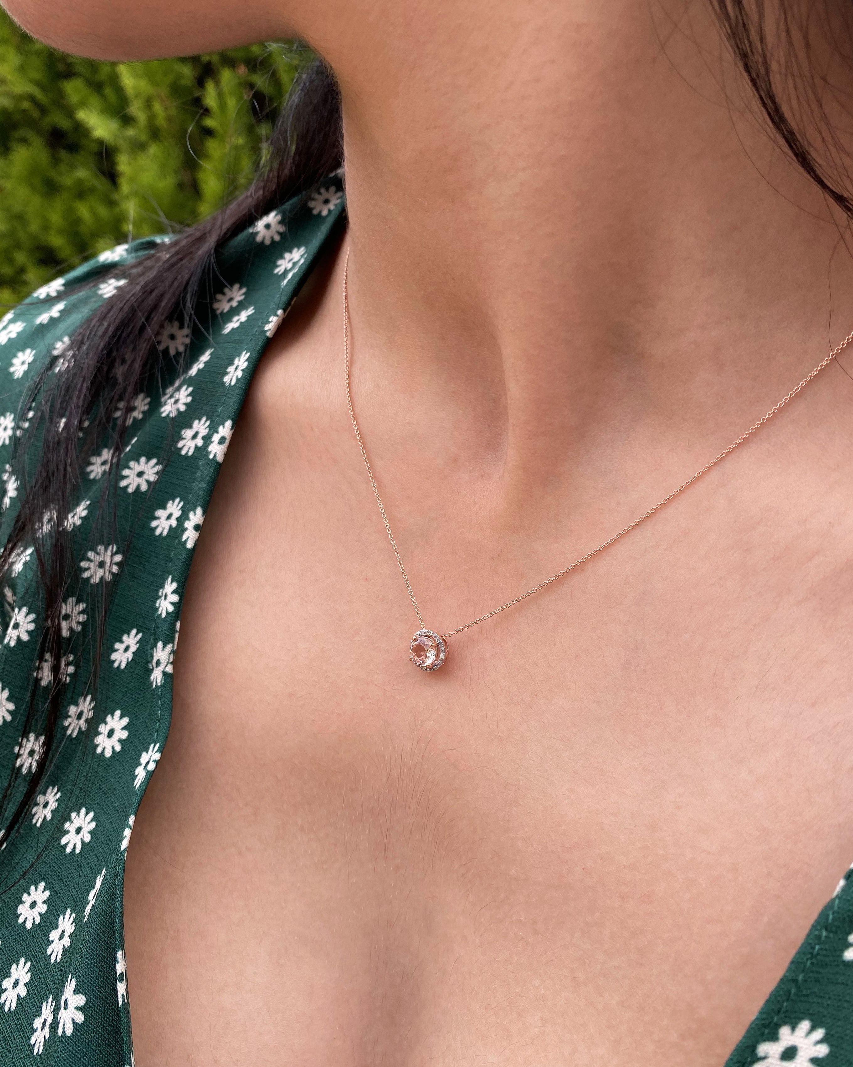 9ct Rose Gold Morganite & Diamond Halo Pendant Necklace - 45cm Adjustable Chain for Women, Perfect for Valentine's Day Gift, Anniversary & Special Occasions