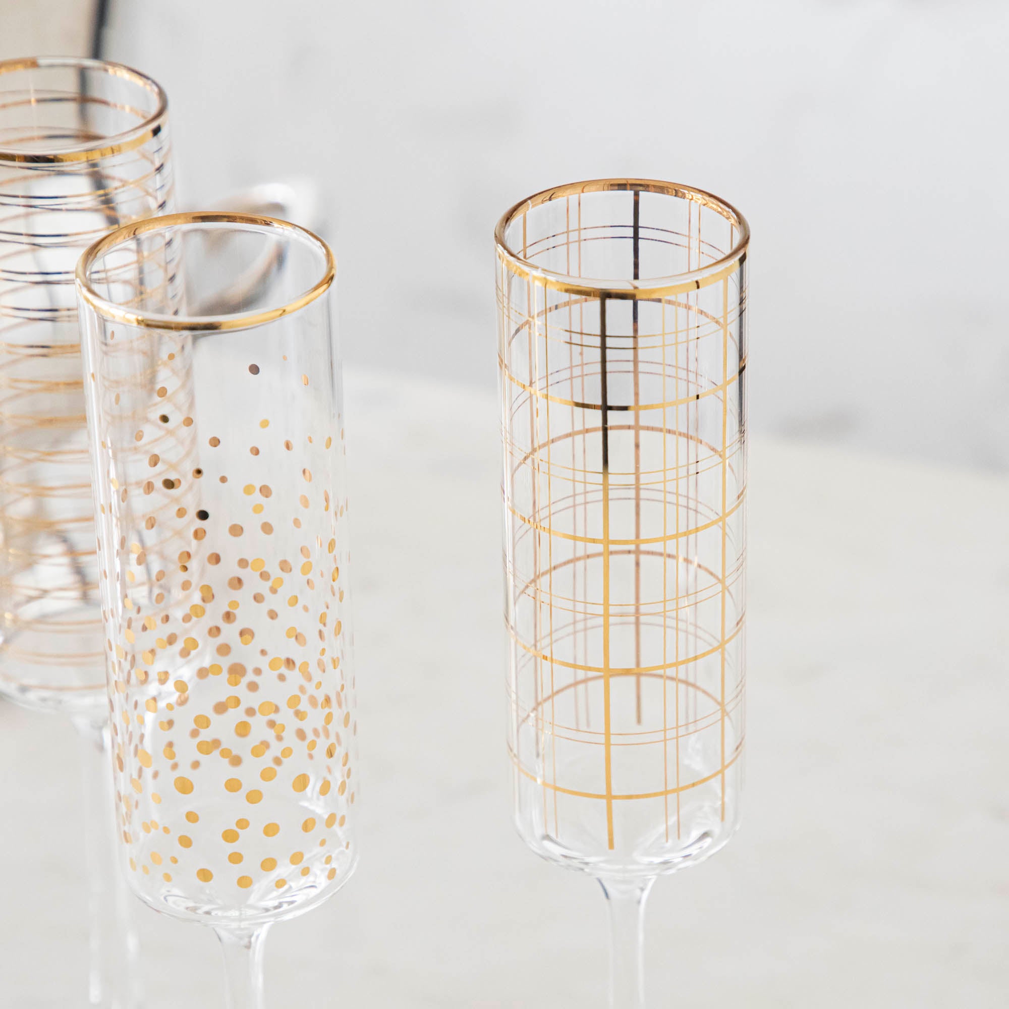 Elegant Gold Patterned Champagne Flutes Set of 4 - Premium Glassware for Weddings, Parties & Celebrations - Perfect for Toasting & Special Occasions