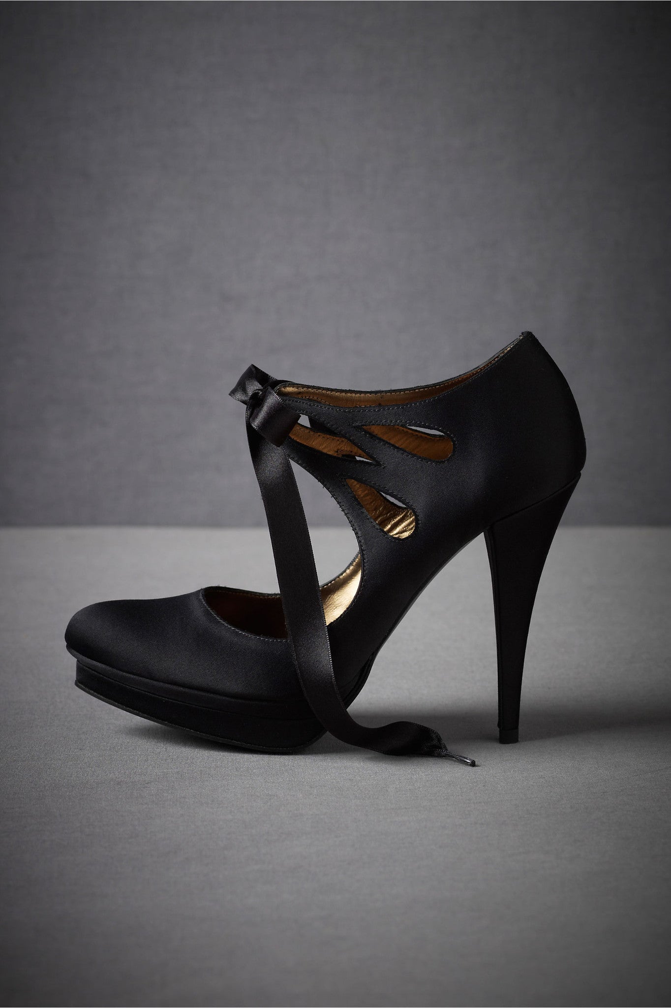 Stylish Bombshell Booties for Women - Trendy Chunky Heel Ankle Boots | Perfect for Fall Fashion, Night Out & Office Wear