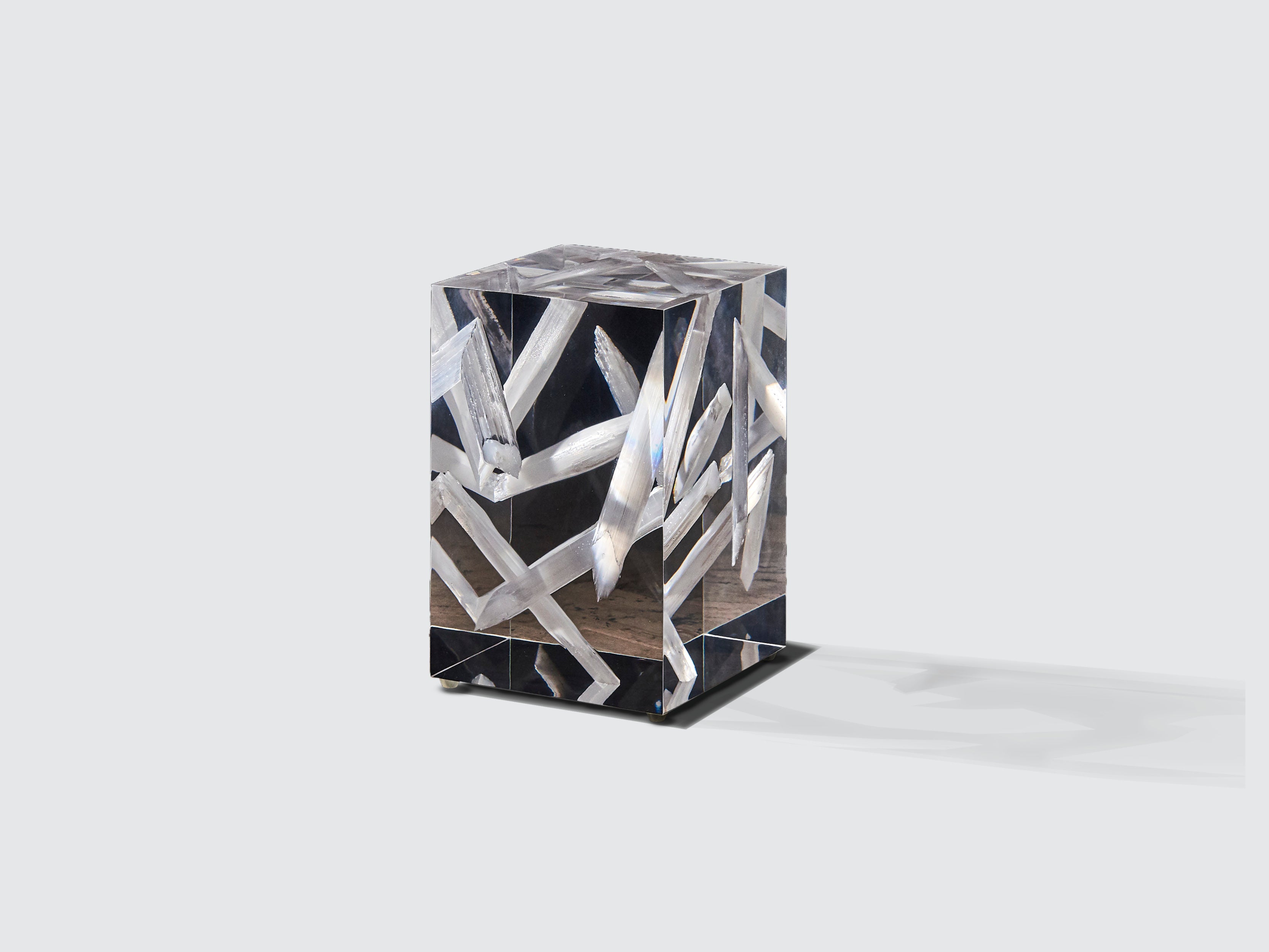 Modern Flare Side Table - Small End Table with Metal Base for Living Room, Bedroom, or Office - Perfect Nightstand, Accent Table, or Coffee Table Companion
