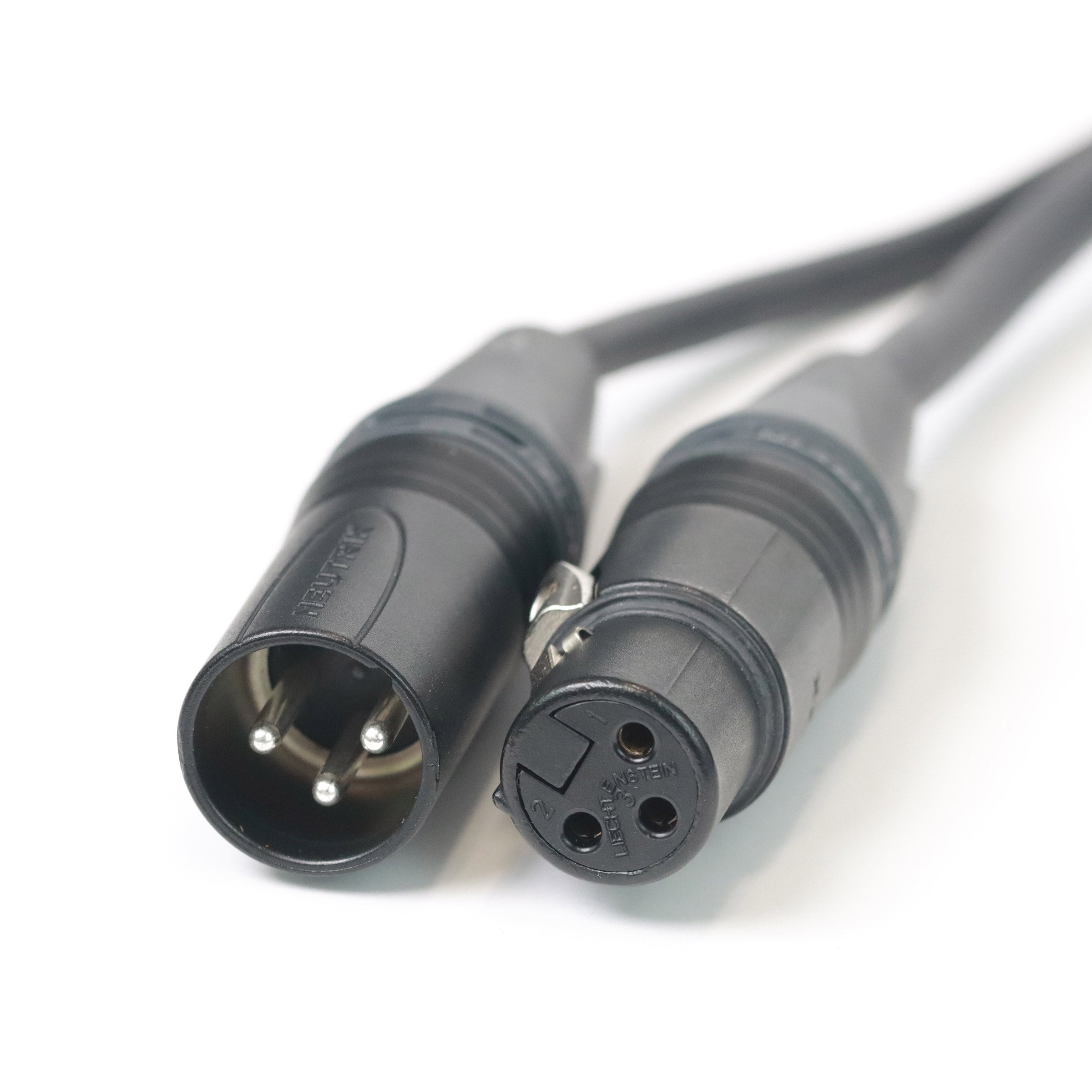 Gotham GAC3 XLR Microphone Cable - Premium Balanced Audio Cable for Studio Recording, Live Performance, Podcasting & Streaming - Durable Shielded Cable for Professional Microphones & Audio Equipment