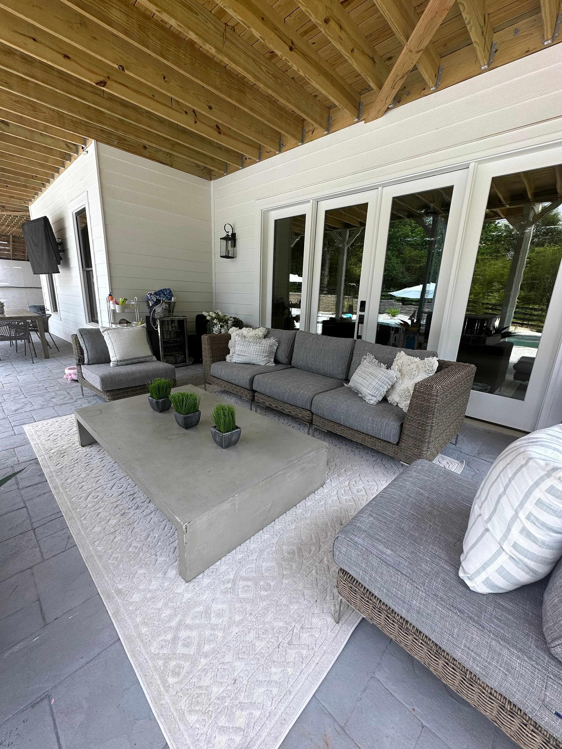 Hauteloom Maribyrnong Waterproof Outdoor Rug 5'3