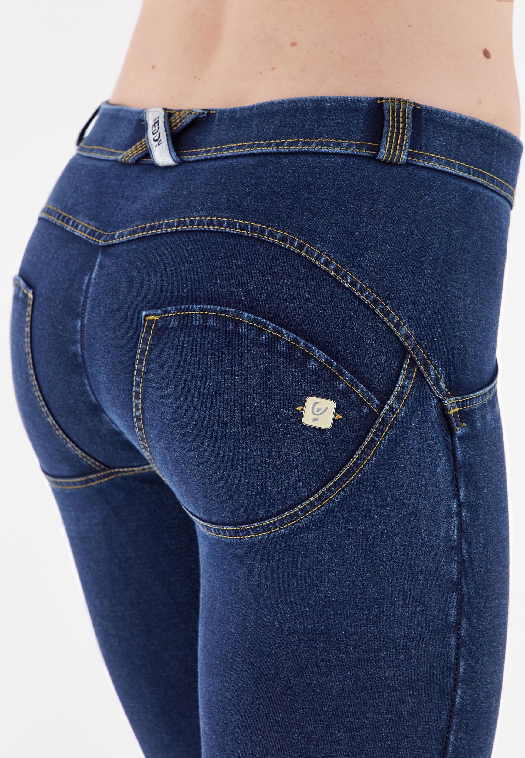 FREDDY WR.UP Women's Butt Lifting Denim Jeans - Mid Rise Stretchy Shaping Pants for a Flattering Silhouette | Perfect for Date Nights & Casual Outings