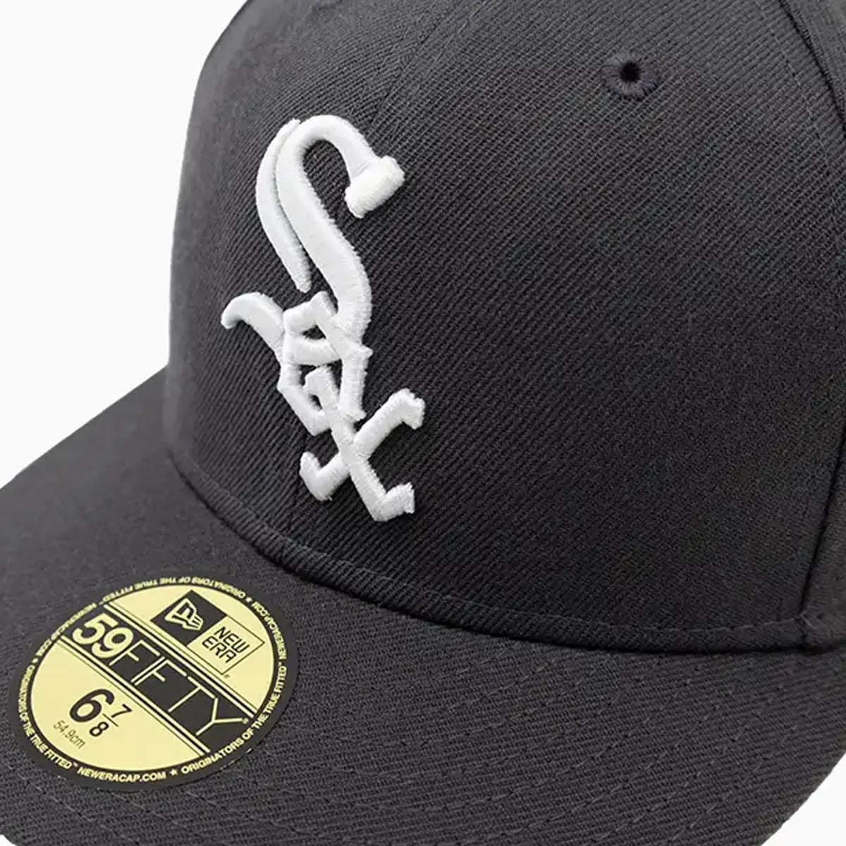 Chicago White Sox MLB 59FIFTY Fitted Hat - Official New Era Baseball Cap for Men & Women - Perfect for Games, Sports Fans & Streetwear Fashion