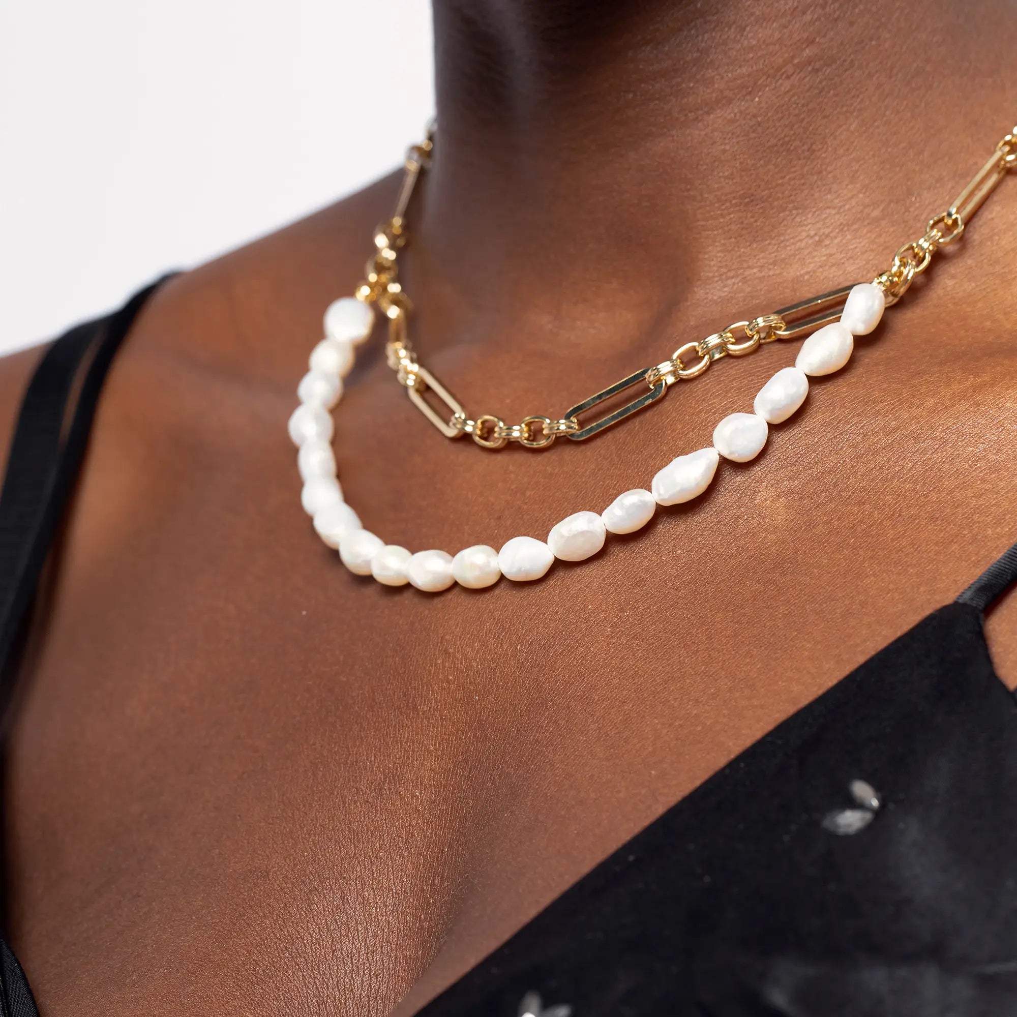 Elegant Gold Chain Pearl Necklace for Women - 18K Gold Plated Freshwater Pearl Jewelry - Perfect for Weddings, Parties & Special Occasions