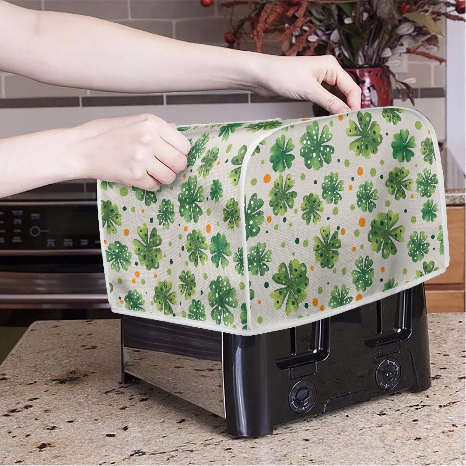 Clover 2 Slice Toaster Cover - Microwave Oven Dustproof Protector for Small Kitchen Appliances - St. Patrick's Day Decorative Accessory - Perfect for Home, Office & Dorm Room Use