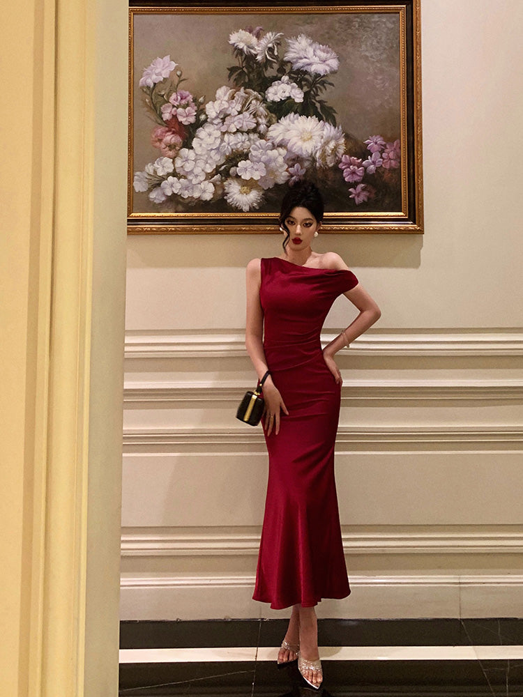 Elegant Mermaid Red Satin Formal Evening Dress - Women's Party Gown for Prom, Homecoming & Special Occasions | Size L22