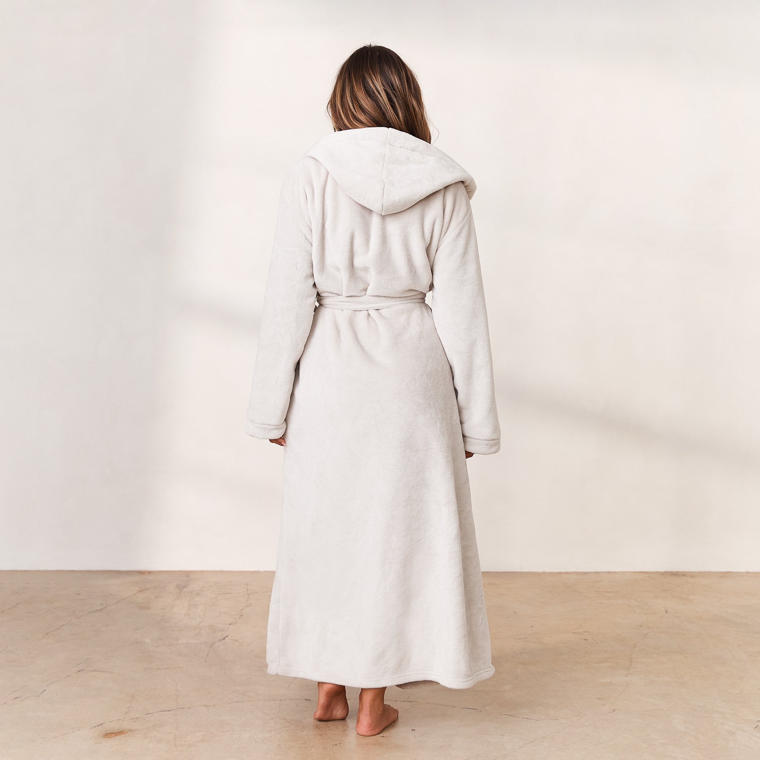 Soft & Cozy Cuddle Me Dressing Gown with Pearl Accents - Perfect for Relaxing at Home, Spa Days & Winter Lounging