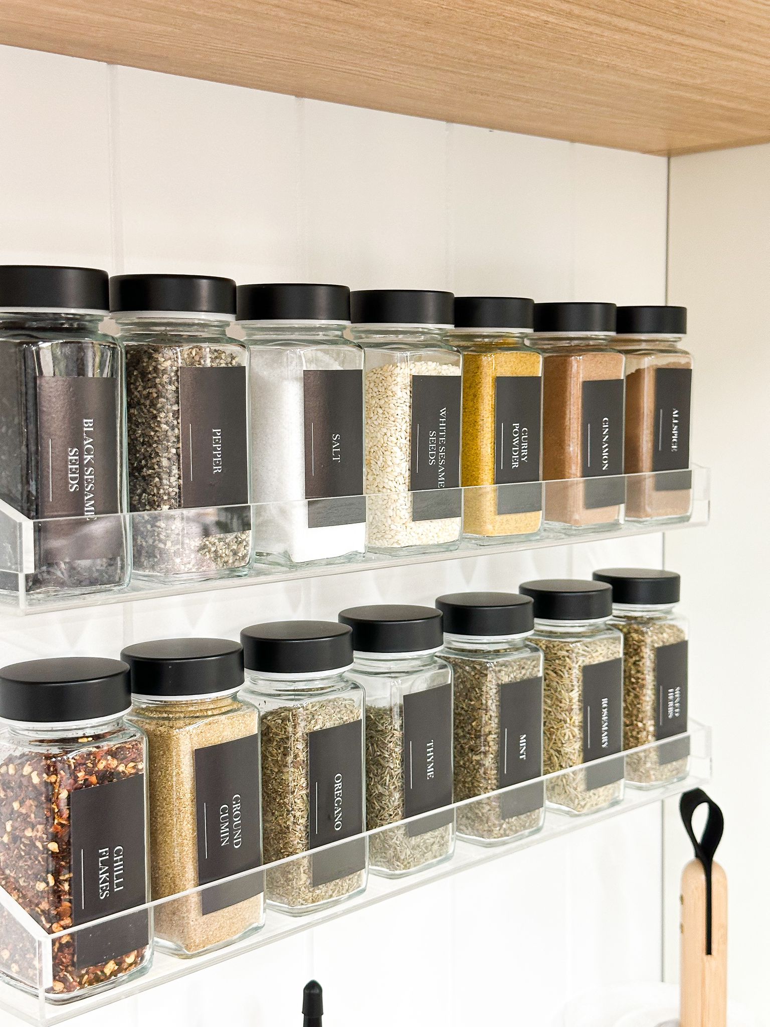 Premium Black Glass Spice Jars with Lids - 125ml (4.2oz) Airtight Kitchen Storage Containers for Spices, Herbs & Seasonings - Perfect for Pantry Organization & Cooking Essentials