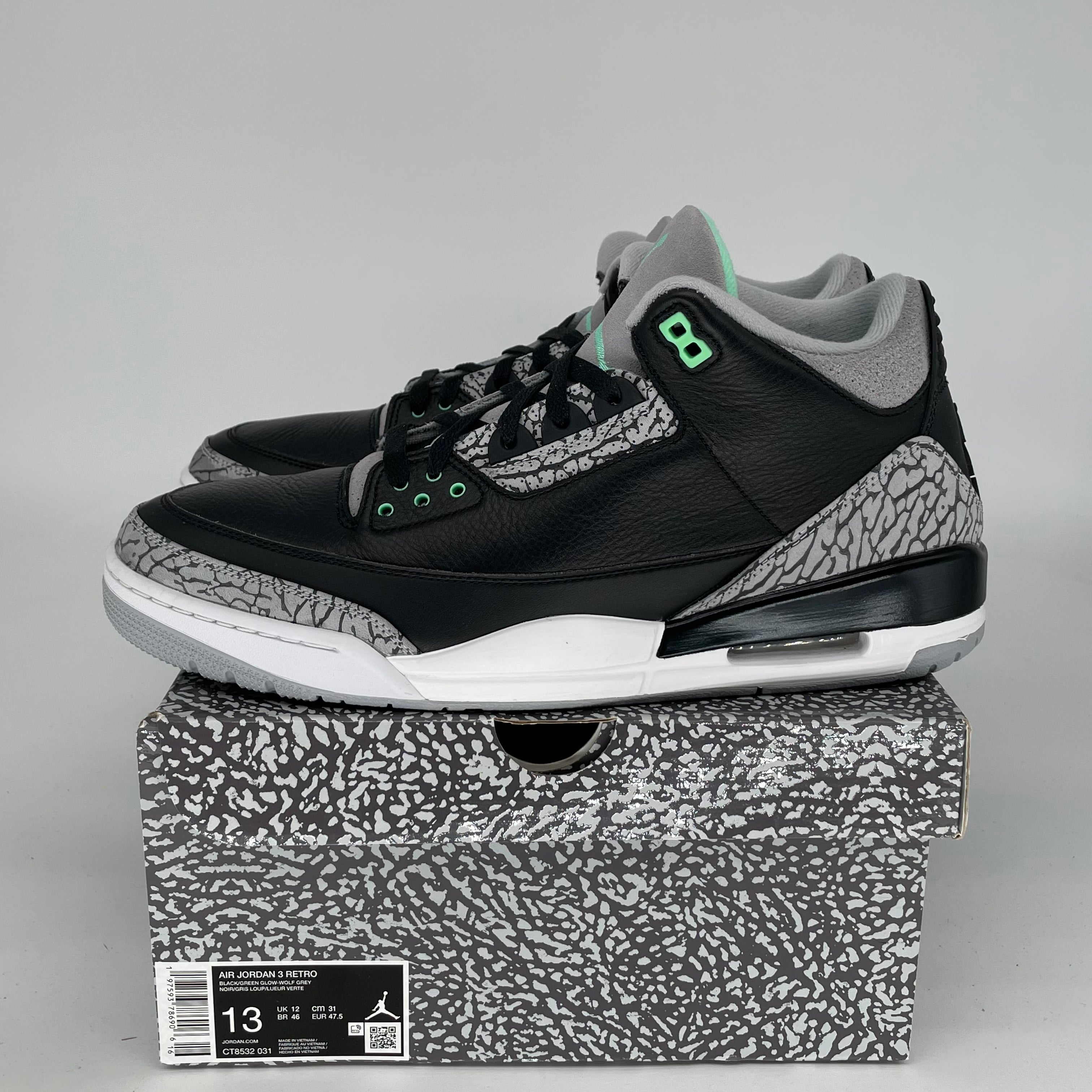 AIR JORDAN 3 Retro Green Glow Men's Basketball Shoes Size 13 (CT8532-031) - Perfect for Streetwear Fashion & Sneaker Collectors