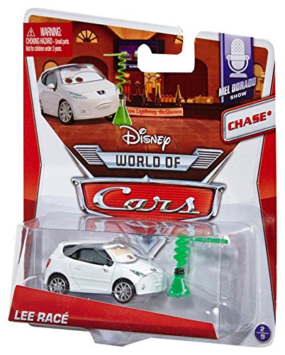Disney Pixar Cars Diecast Toy - Lightning McQueen Chemist with Beaker | Collectible Action Figure for Kids & Fans | Perfect for Playtime, Display & Gifts