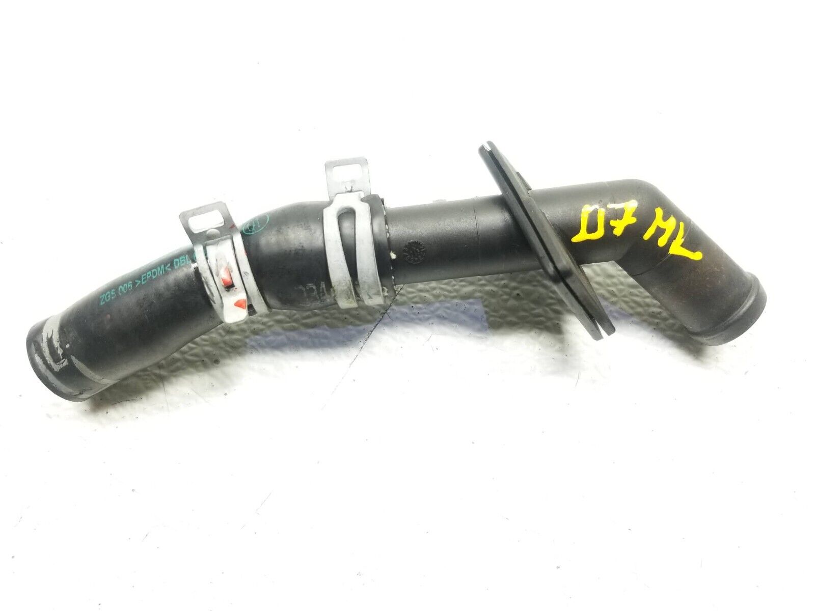Mercedes ML500 Engine Coolant Hose Pipe Line OEM Replacement for 2006-2011 Models - Perfect for Cooling System Repairs & Maintenance