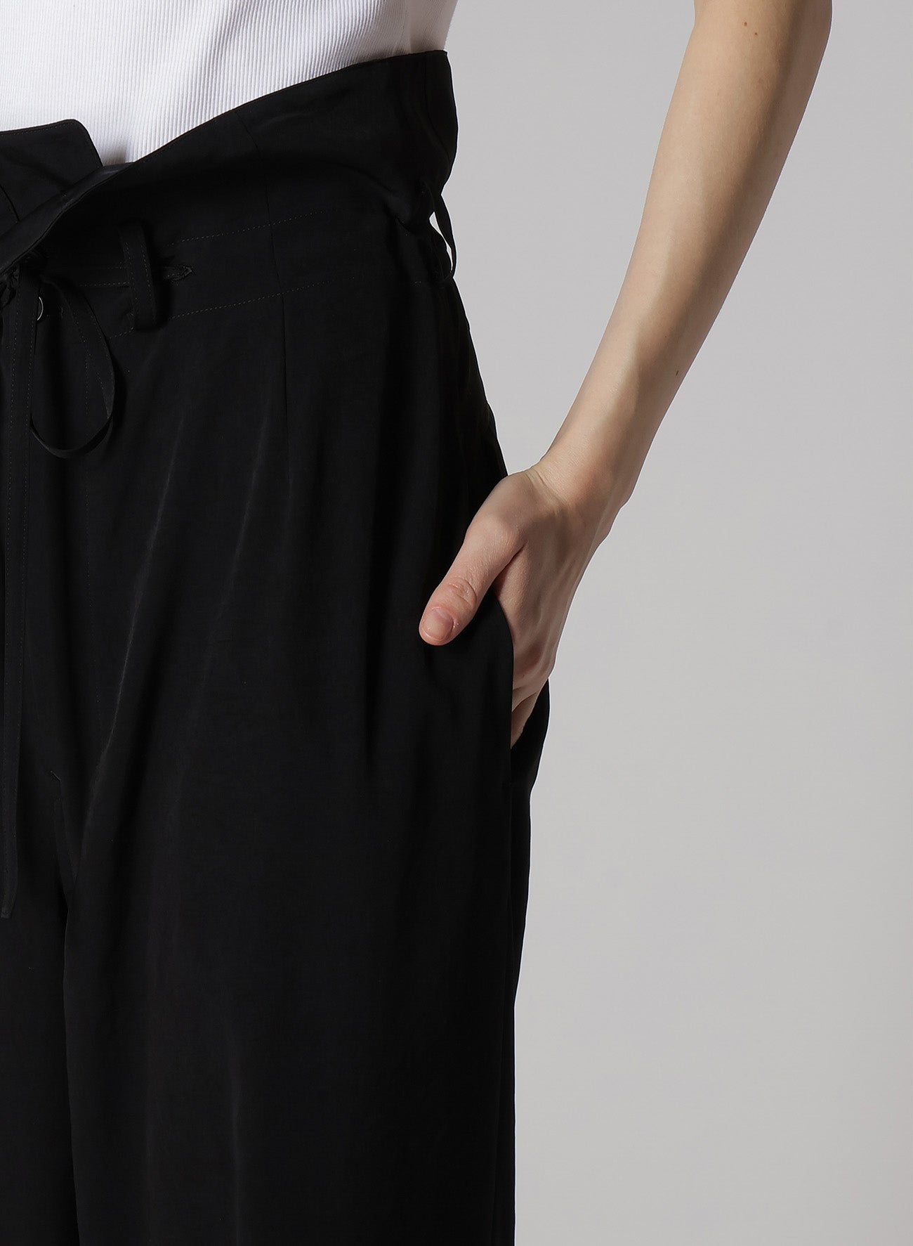 CREPE de CHINE HIGH WAIST PANTS for Women - Elegant Flowy Trousers with Comfortable Stretch Waistband | Perfect for Office Wear, Casual Outfits & Special Occasions