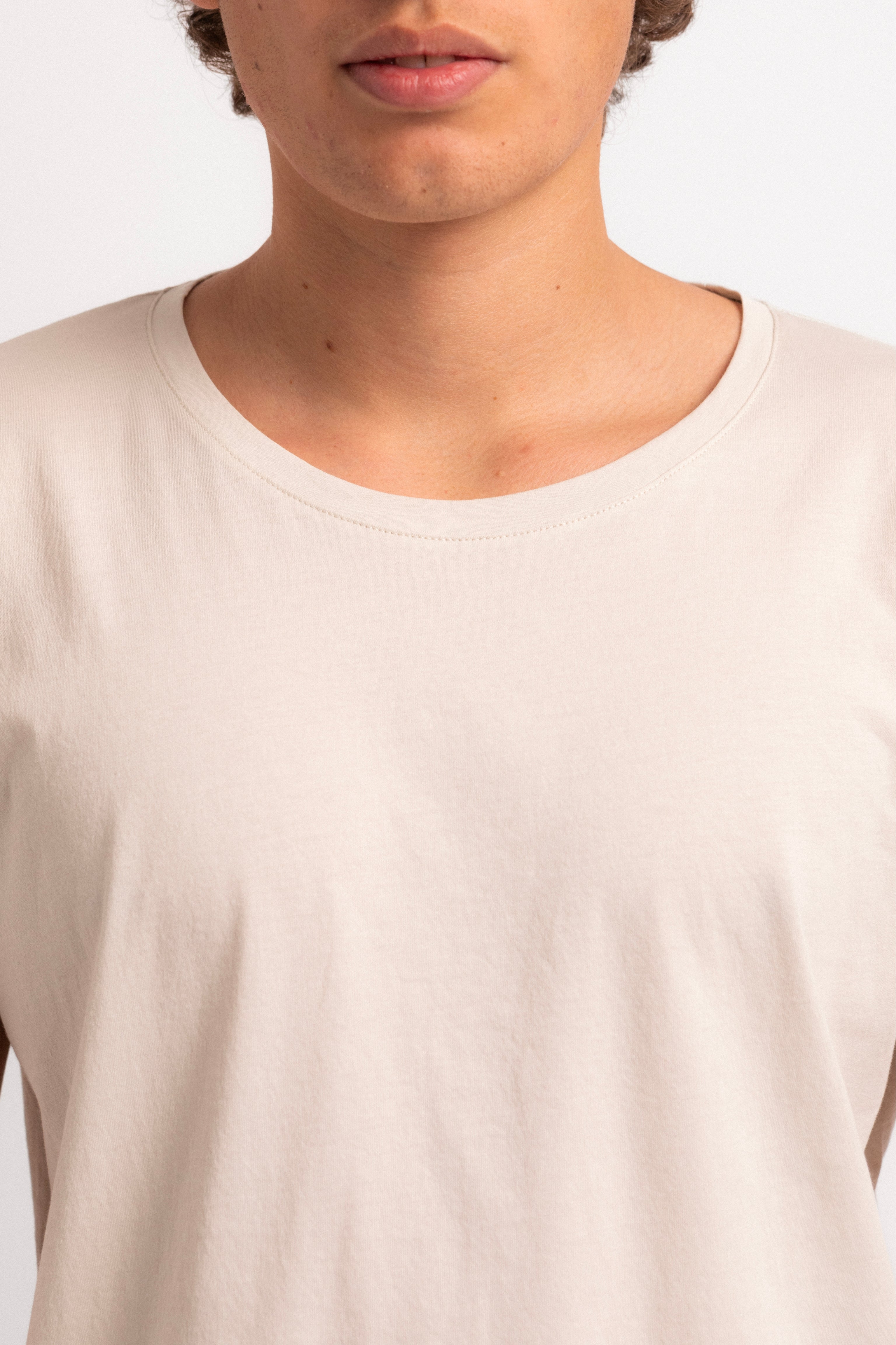 Premium Pima Cotton T-Shirt for Men - Soft Australian Light Gray Crewneck Tee - Comfortable & Breathable for Casual Wear, Travel & Everyday Outfits