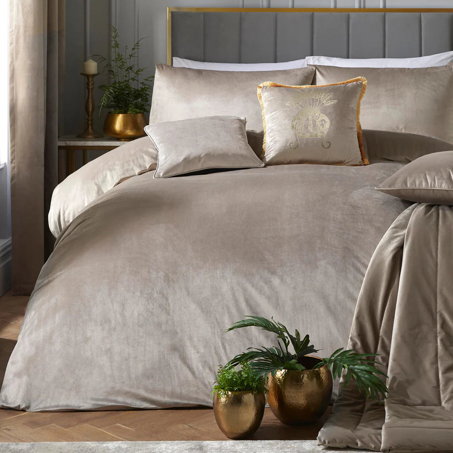 Laurence Llewelyn Bowen Montrose Duvet Cover Set - Premium Linen Bedding for Luxury Bedroom Decor | Perfect for Master Bedrooms & Guest Rooms