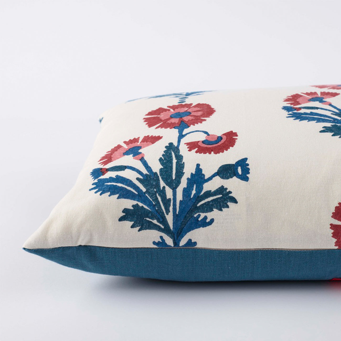 Premium Indigo Iron Midnight Cushion Dianthus - Perfect for Home Decor, Garden Accents, and Outdoor Seating Areas