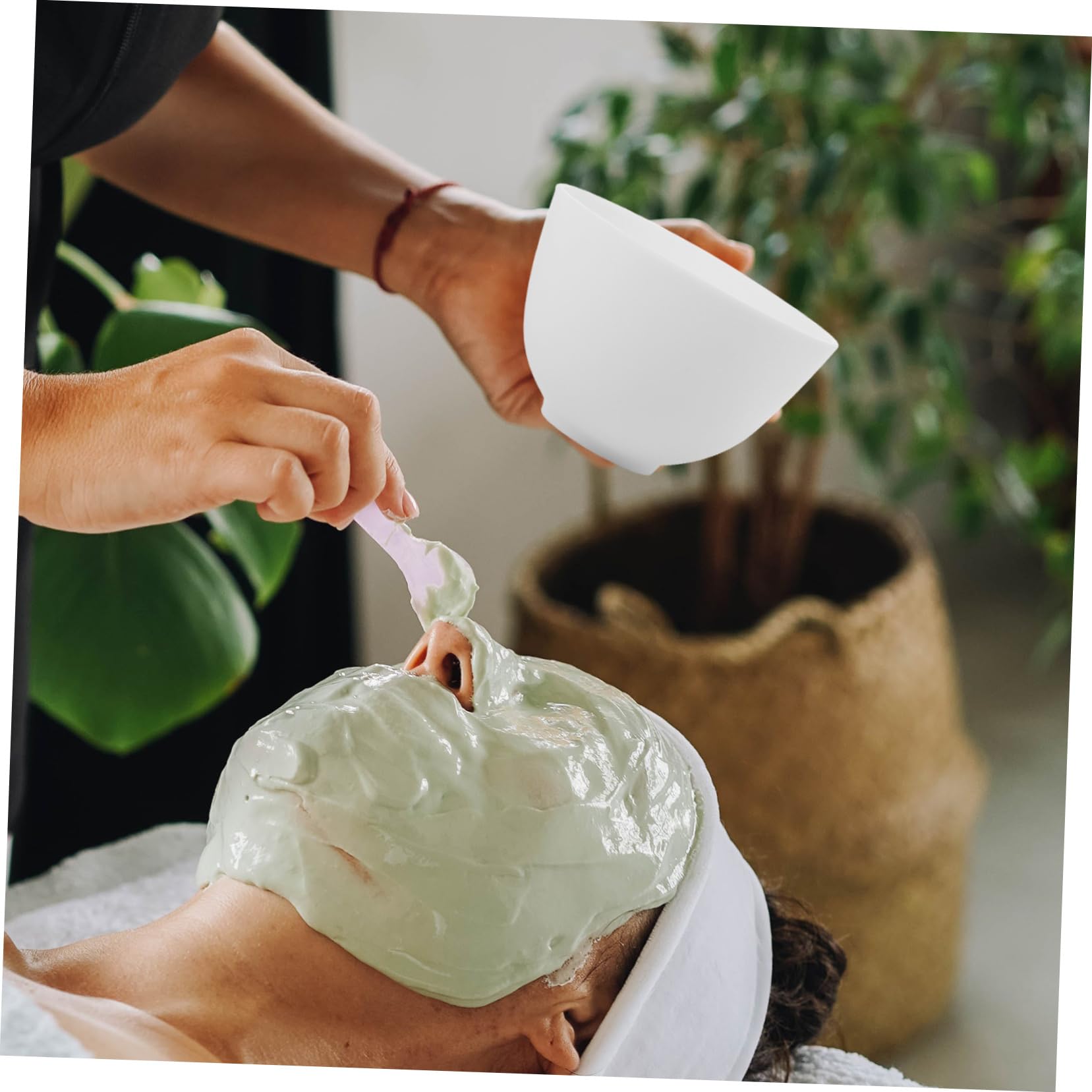 3Pcs Mixing Bowls Set for DIY Facial Masks - Odorless & Anti-Slip Cosmetic Tools - Perfect Size for Spa, Home Beauty & Professional Makeup Application